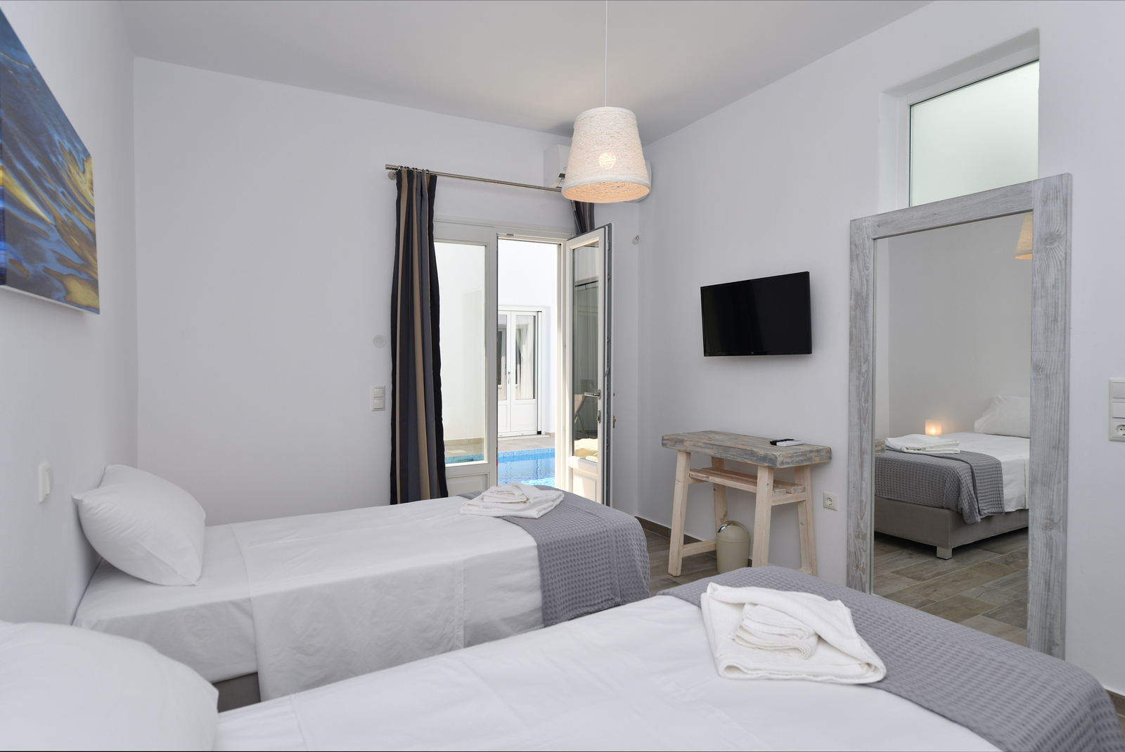 Naoussea Villa image 33