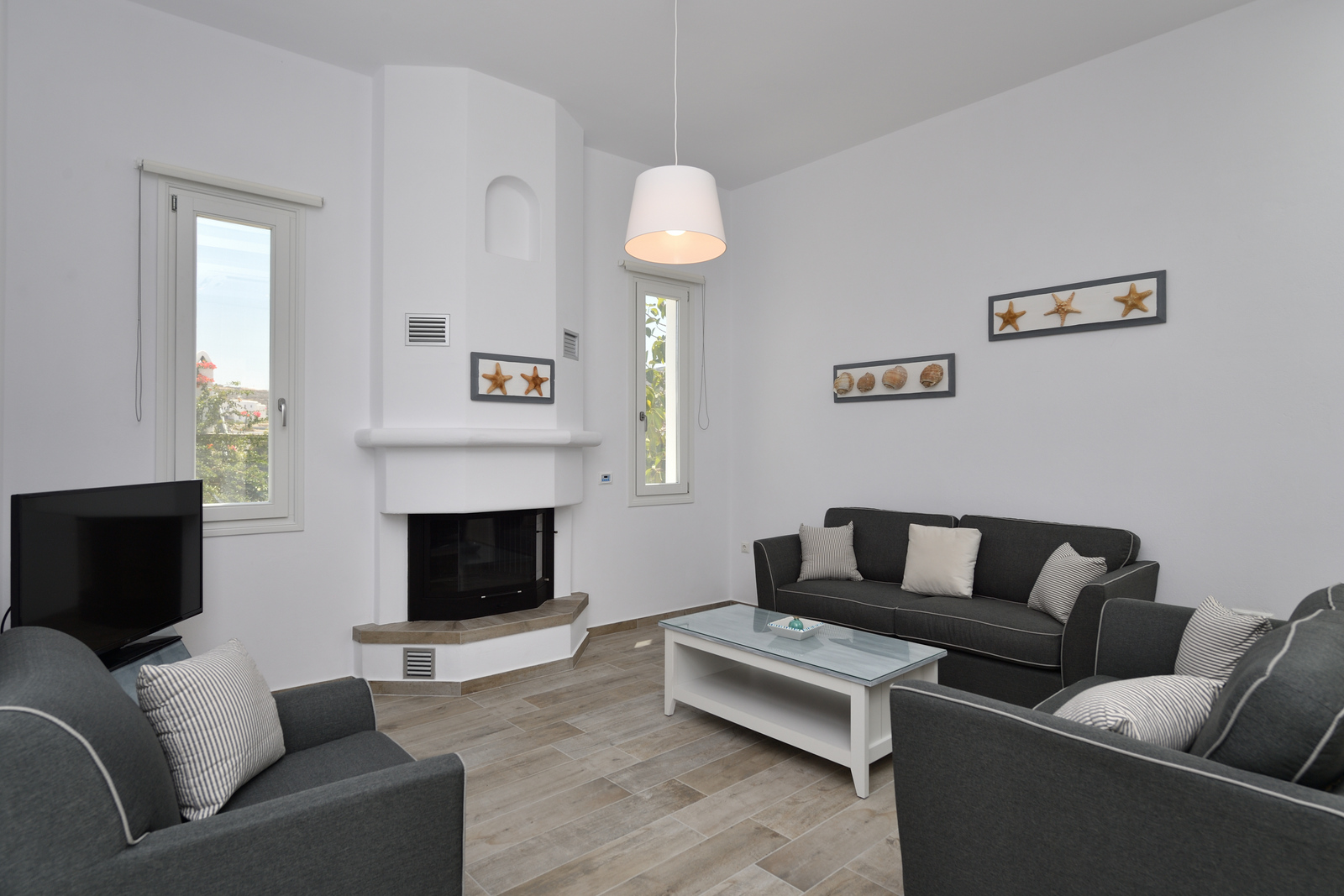 Naoussea Villa image 16