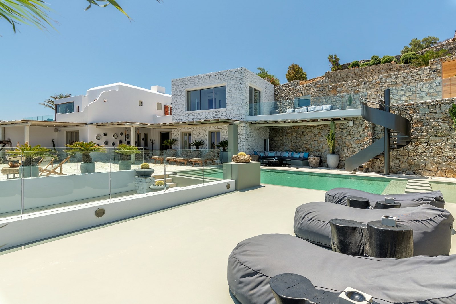 Villa Triton image 1