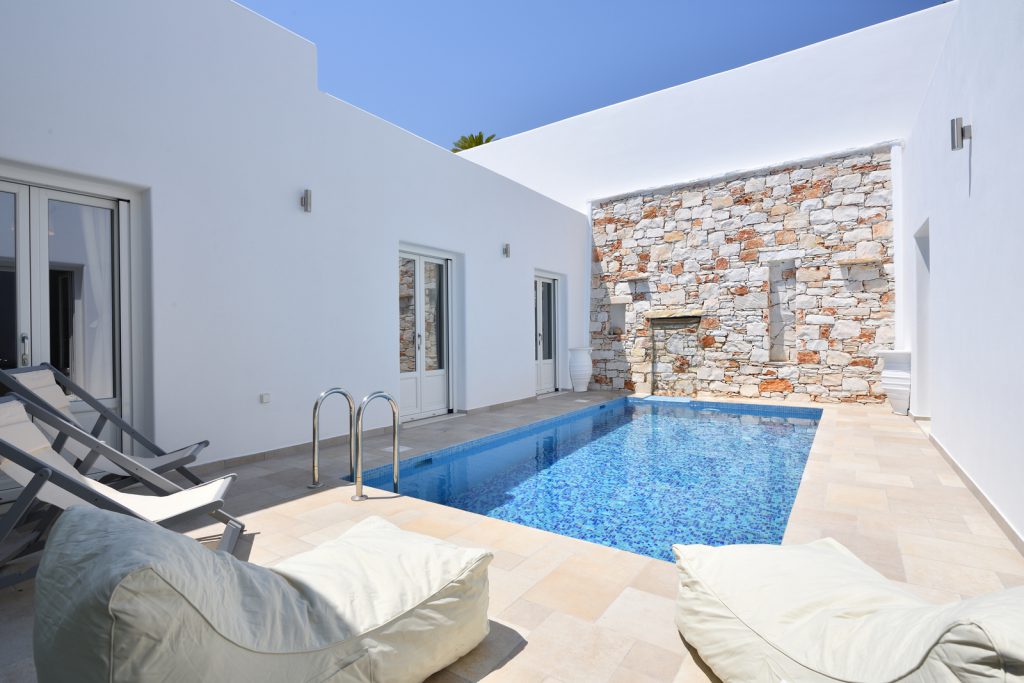 Naoussea Villa