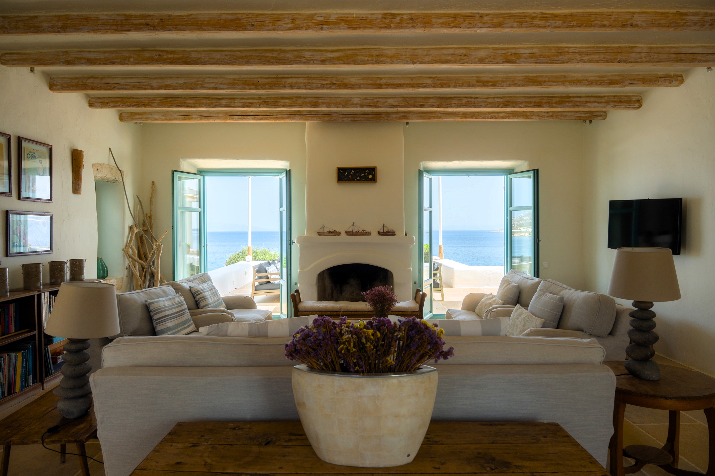 Villa Neruda image 32