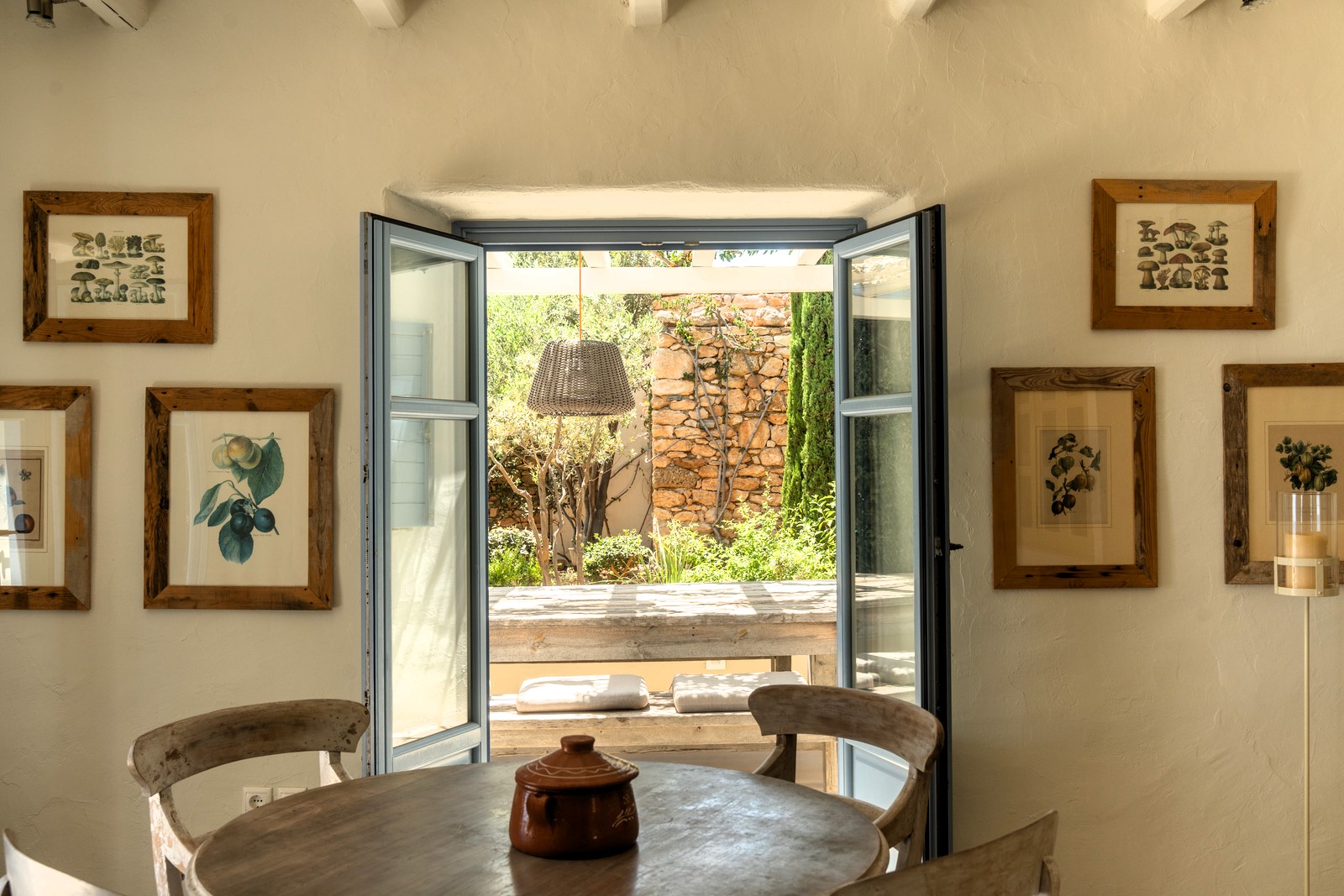 Dante Estate image 22