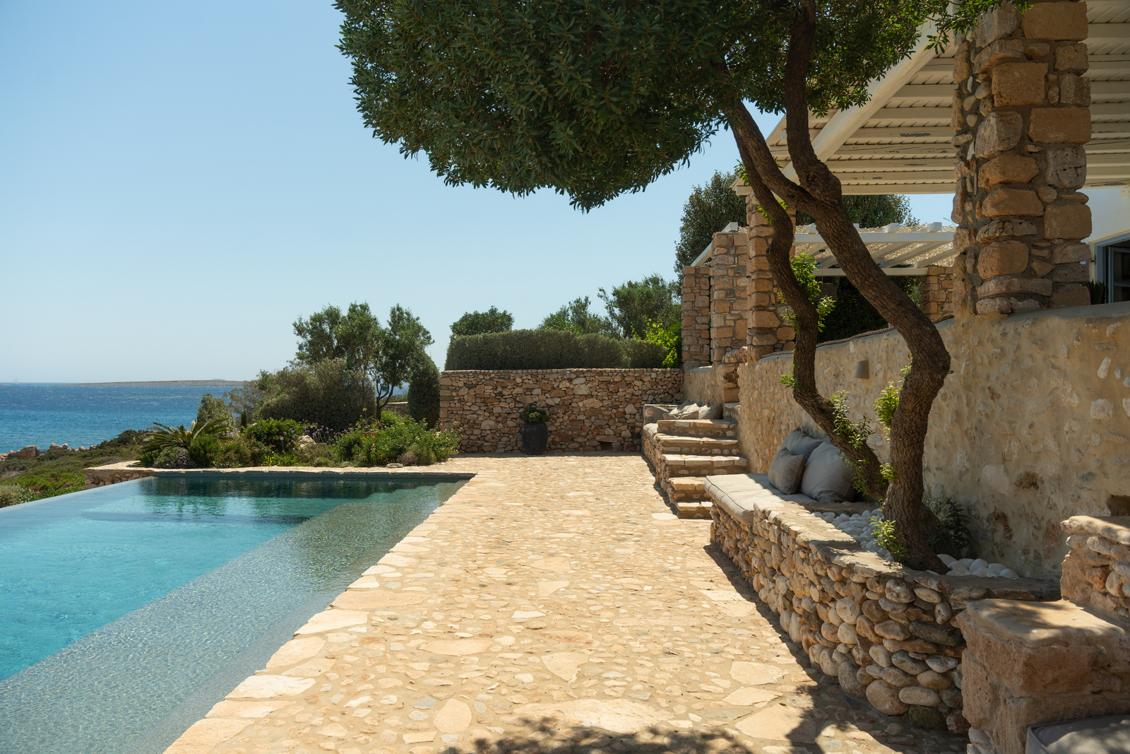 Dante Estate II image 16