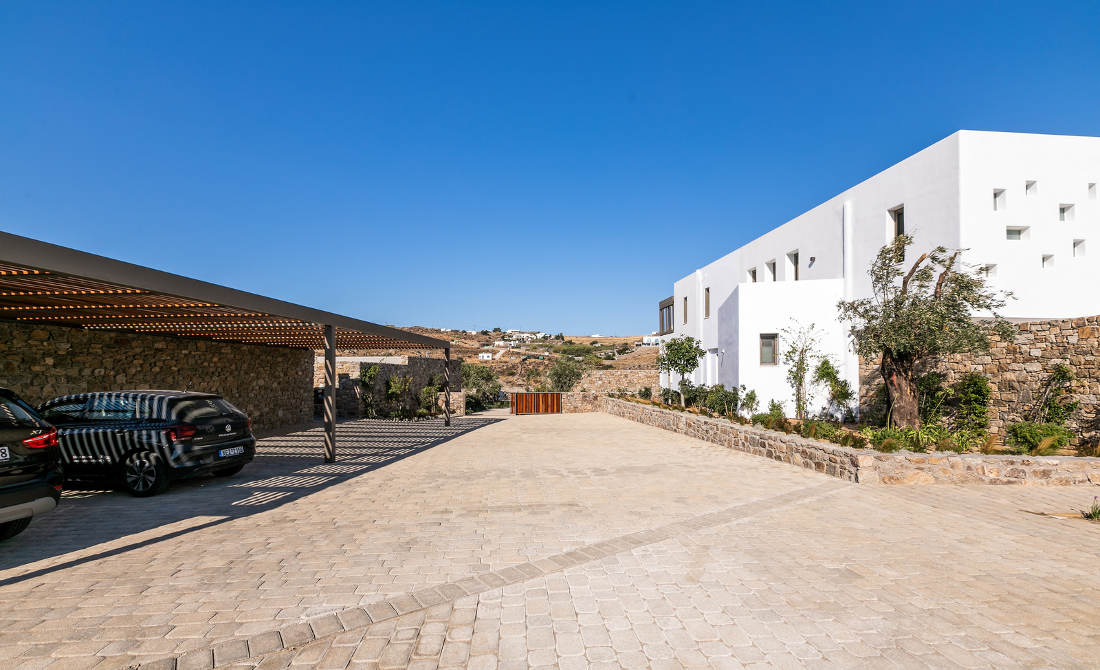 Honora Estate image 15