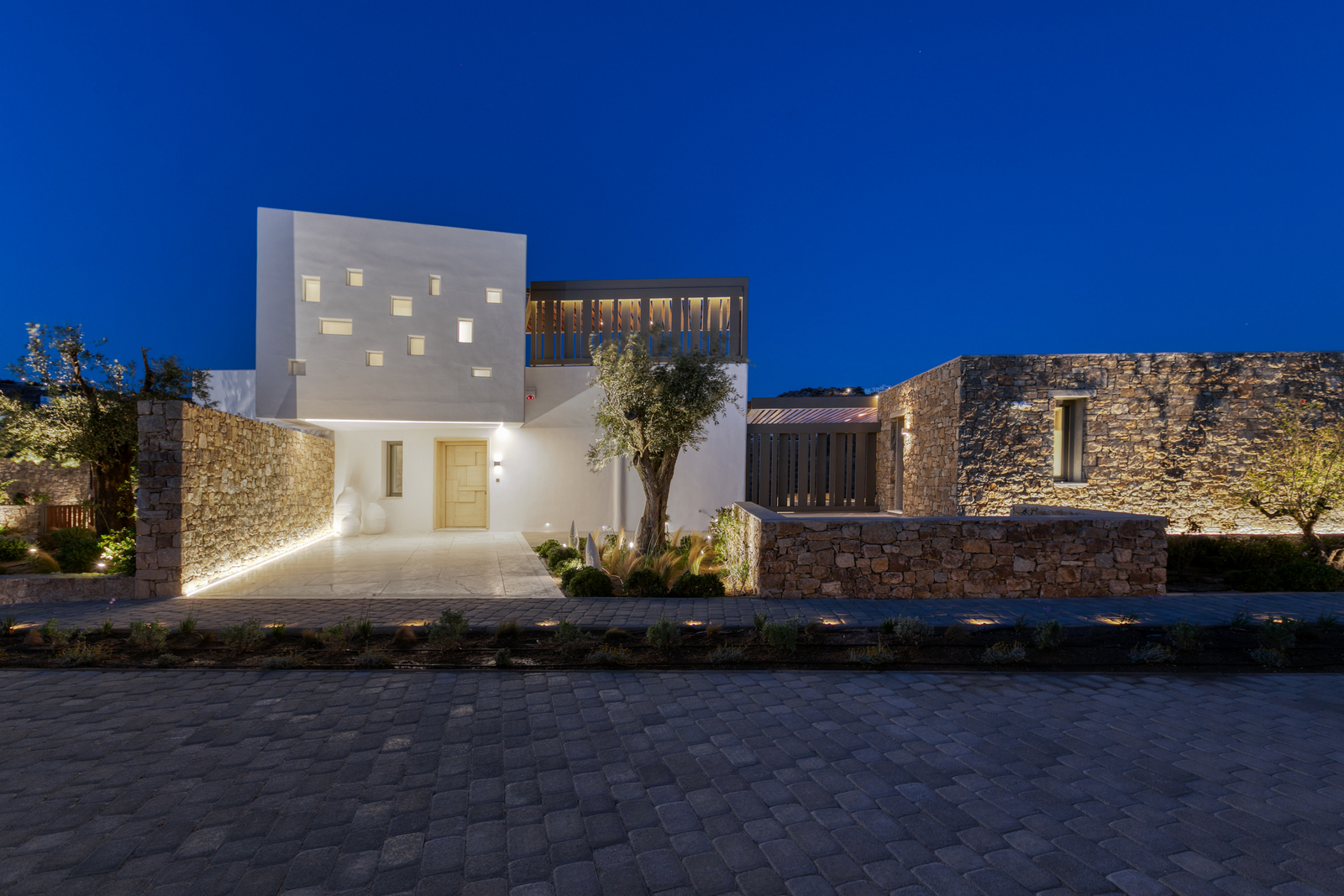 Honora Estate image 8