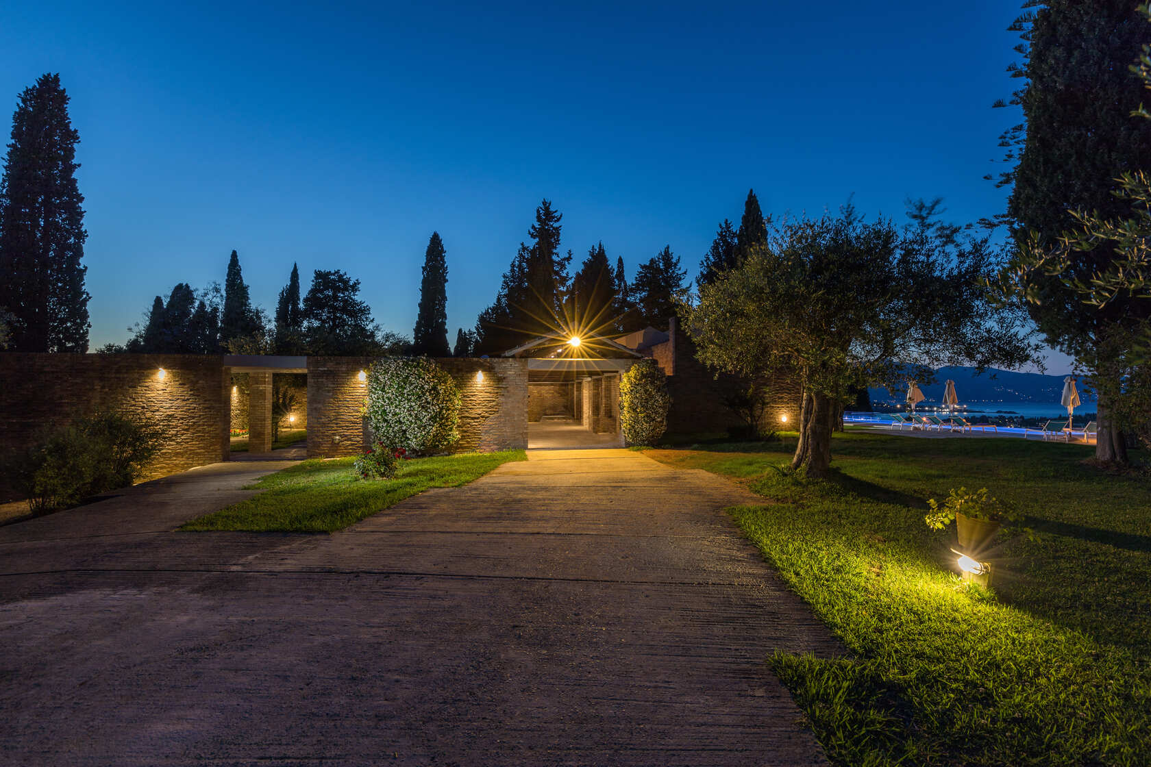 Villa Rose image 25