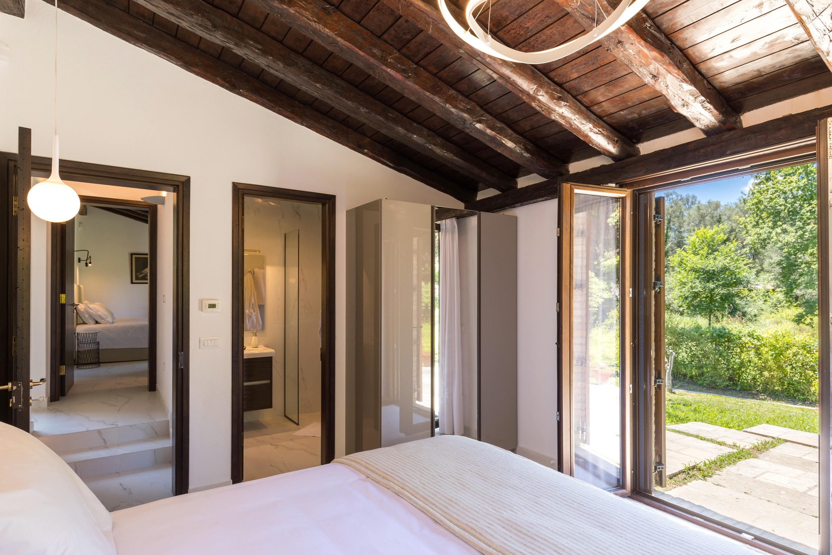 Villa Rose image 40
