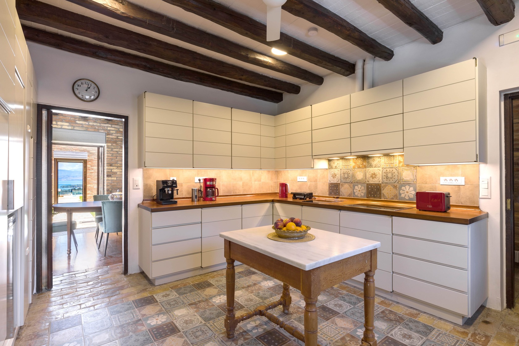 Villa Rose image 31