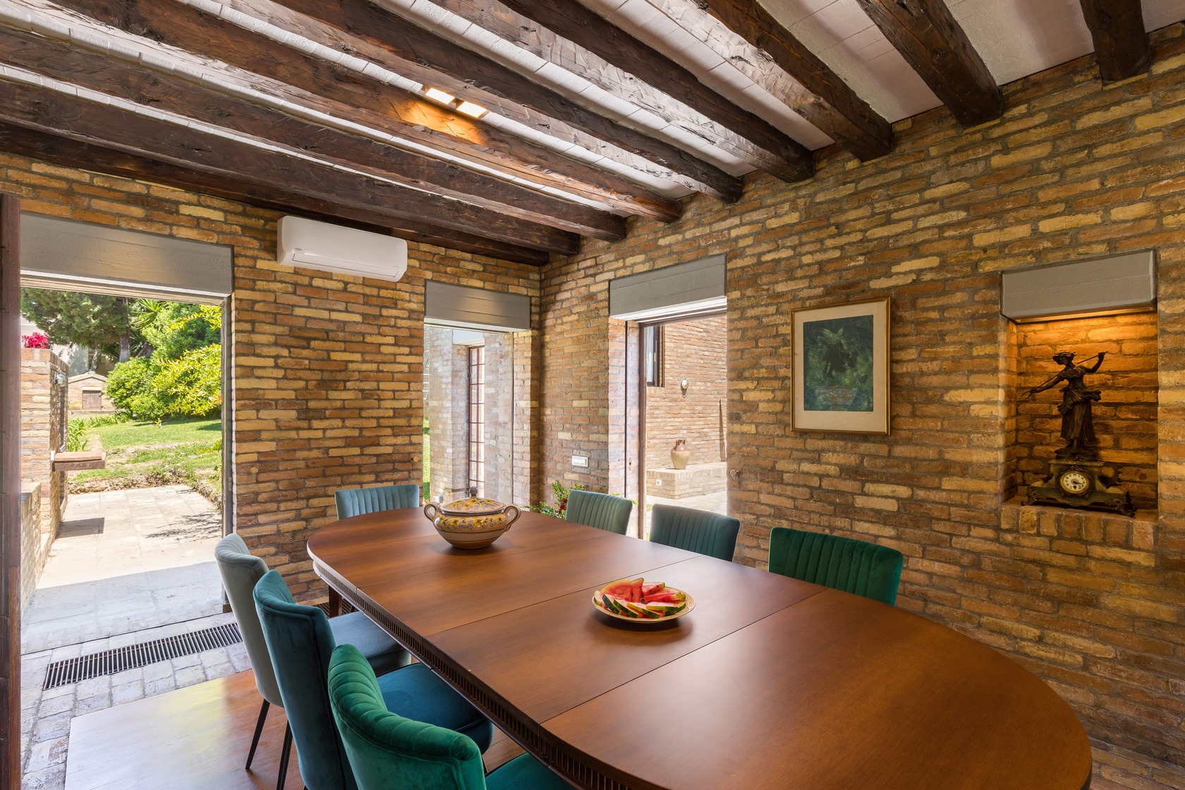 Villa Rose image 30