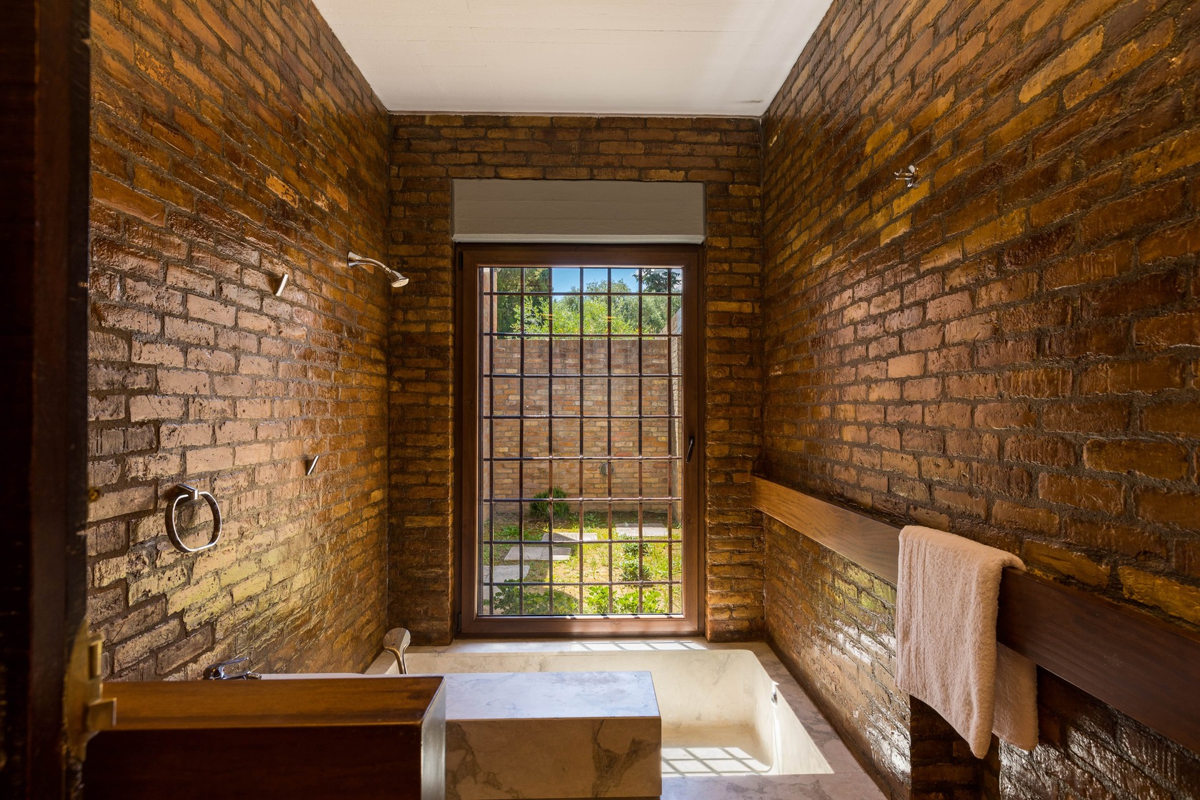 Villa Rose image 36