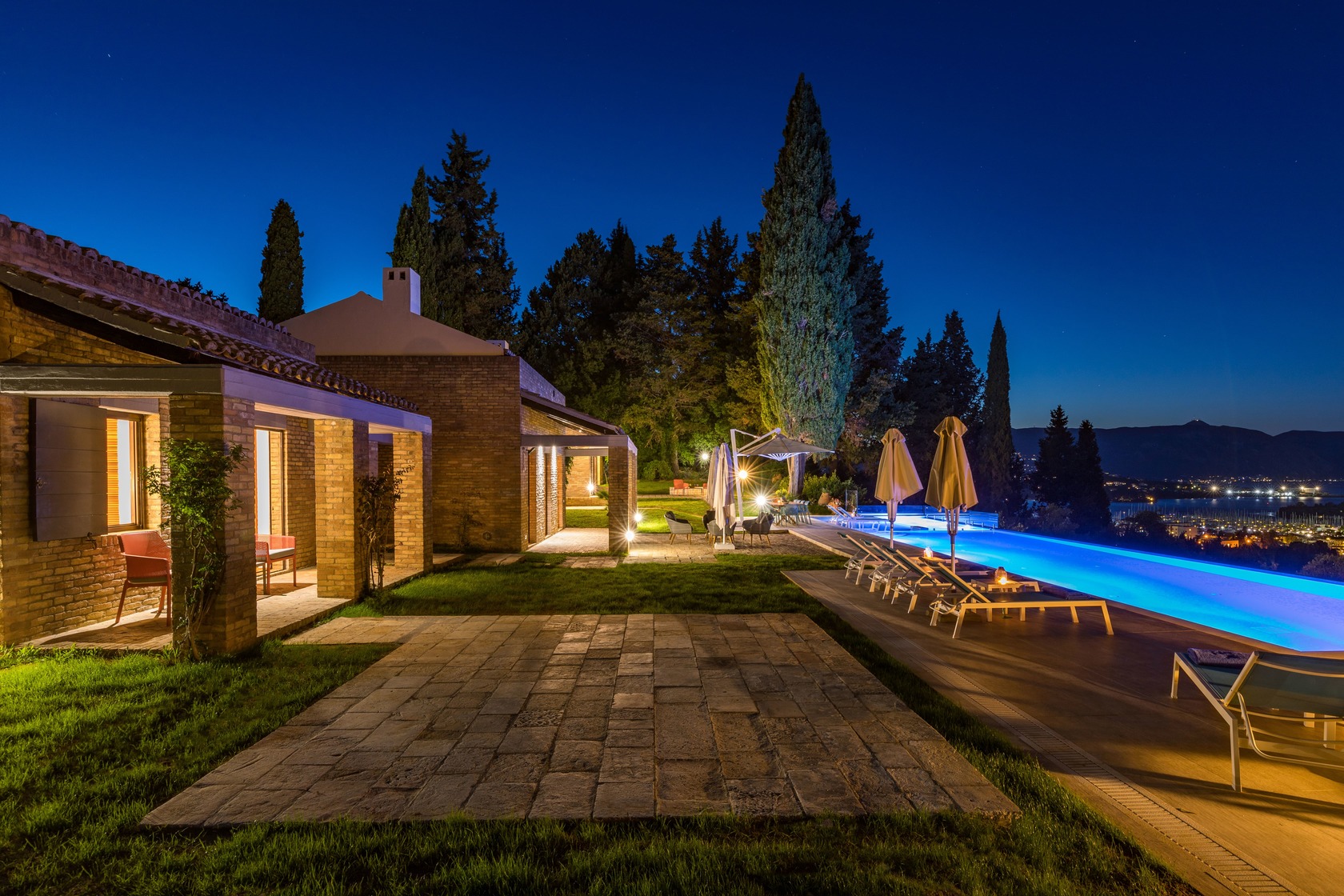 Villa Rose image 22