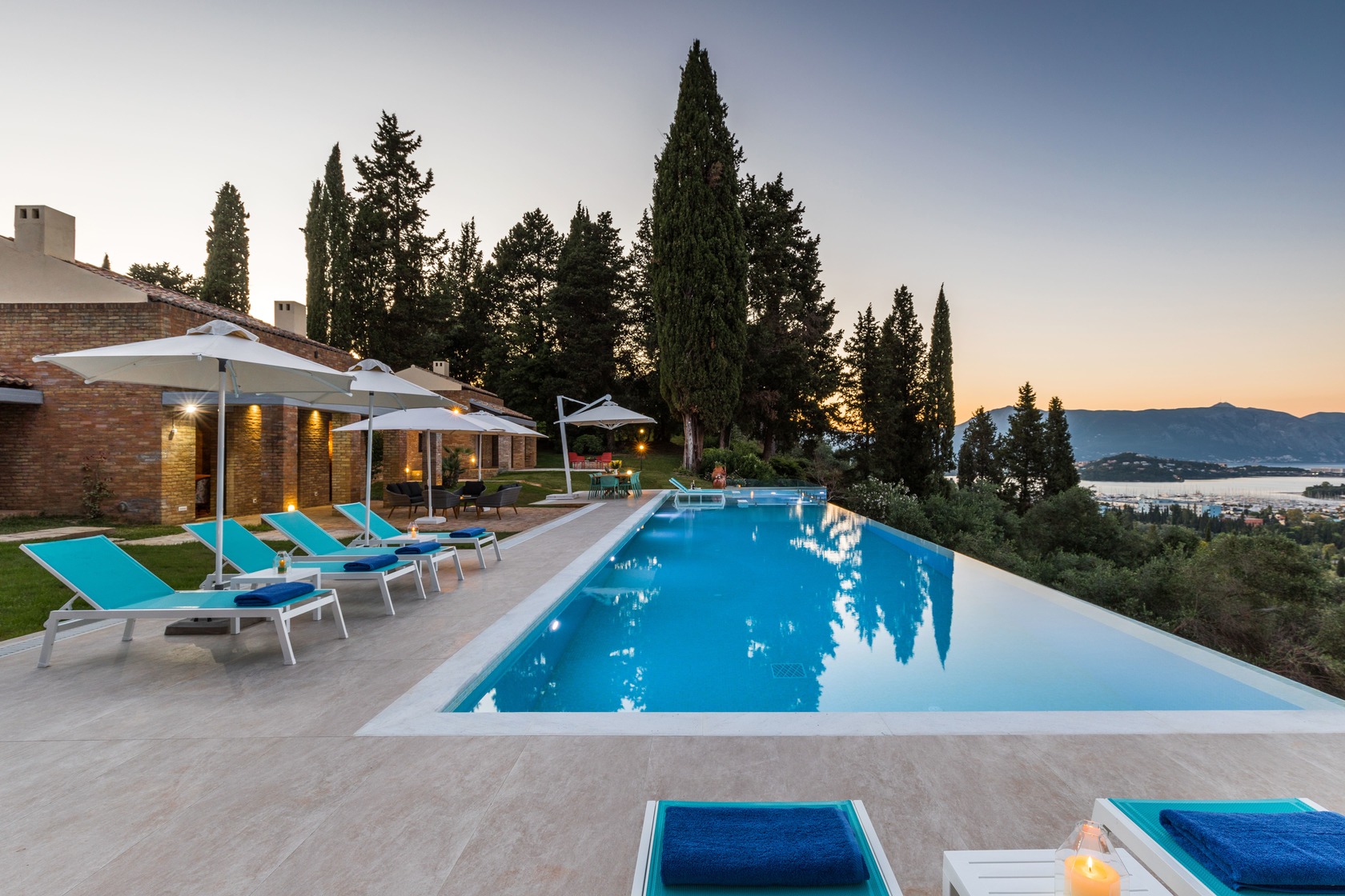 Villa Rose image 17