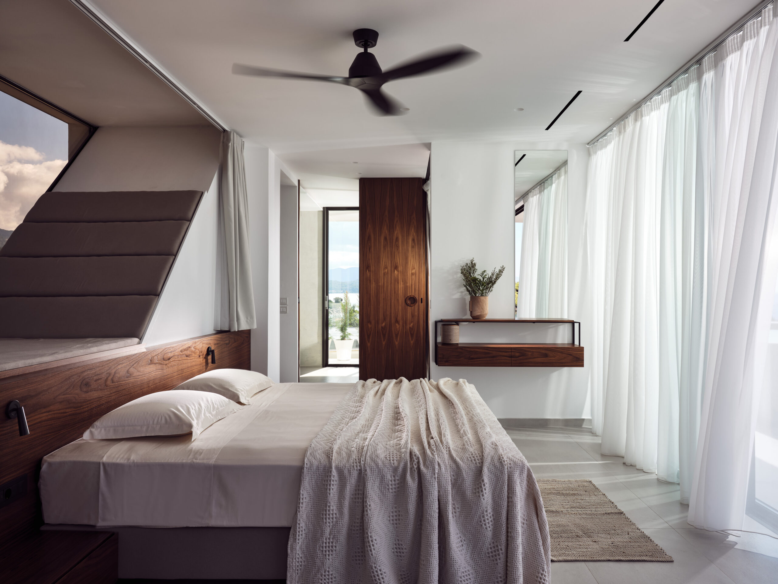 Endless Blue Villa image 31