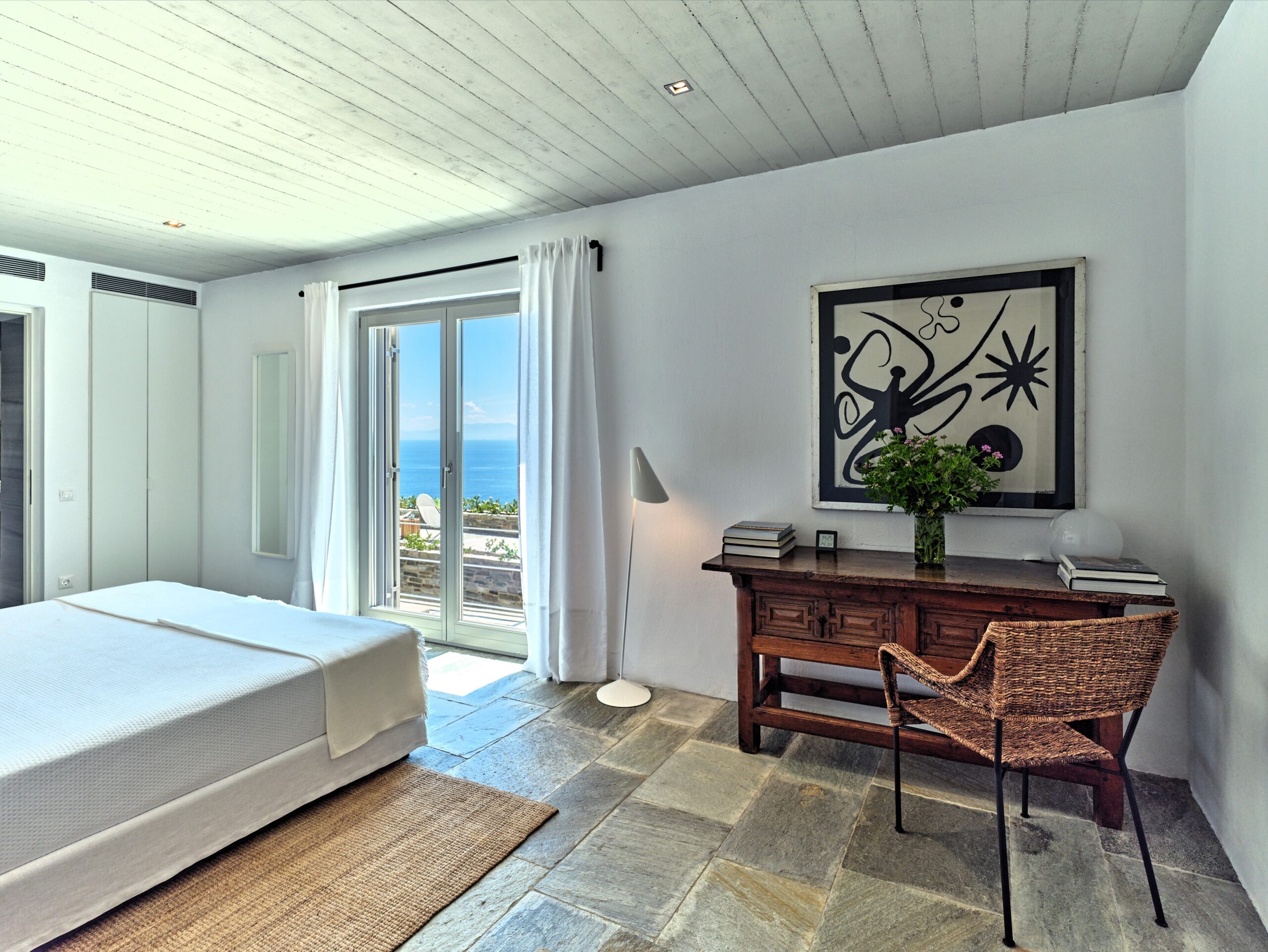 Carmel Beach House image 38