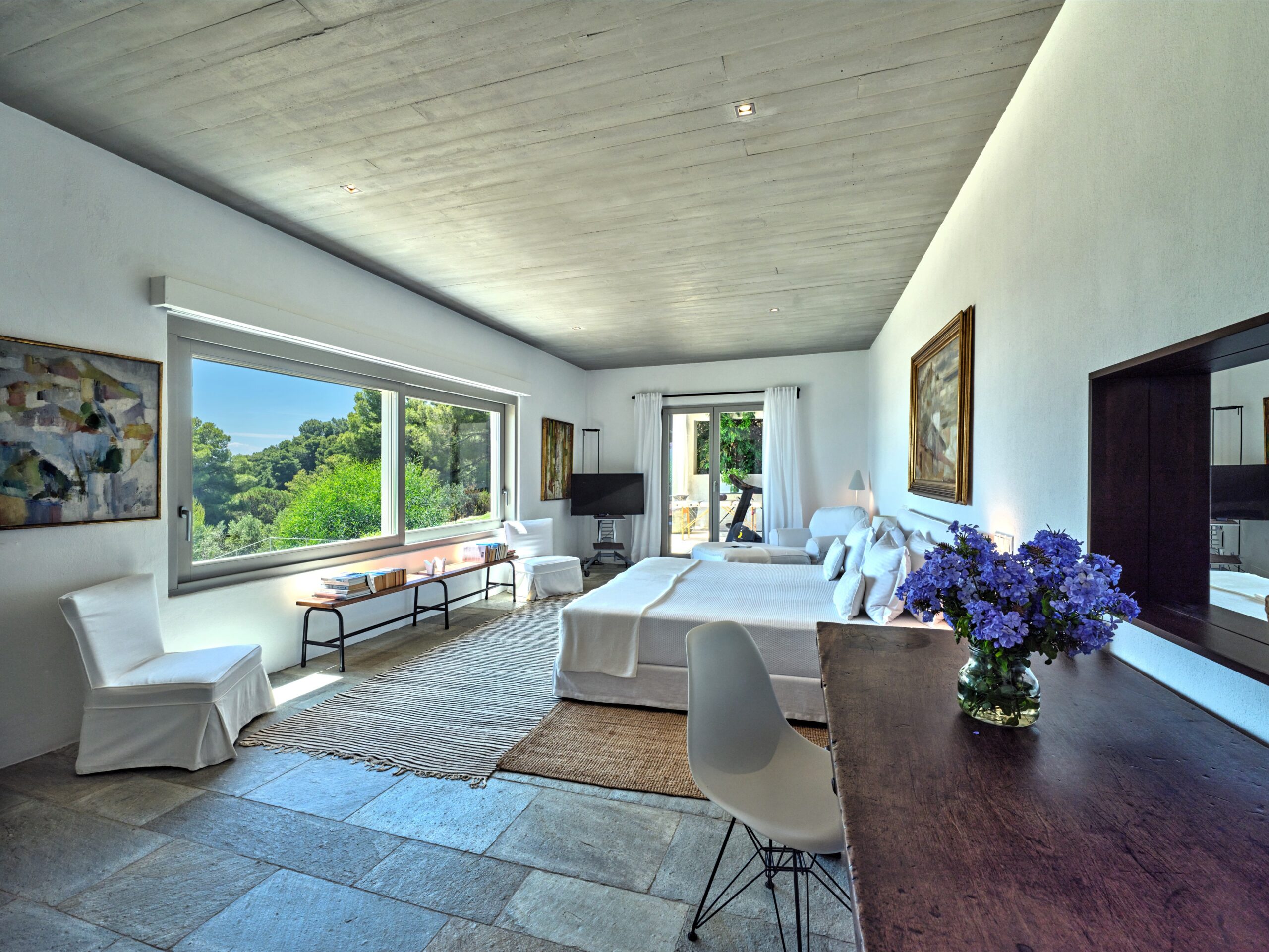 Carmel Beach House image 41