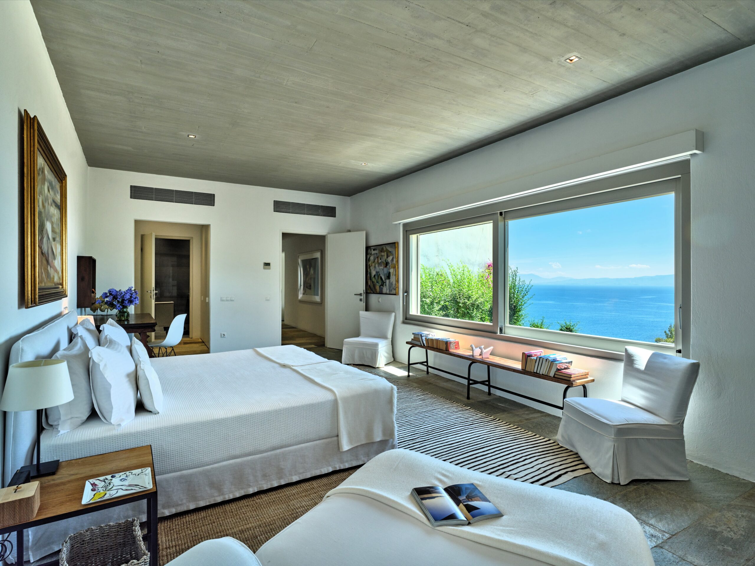 Carmel Beach House image 42