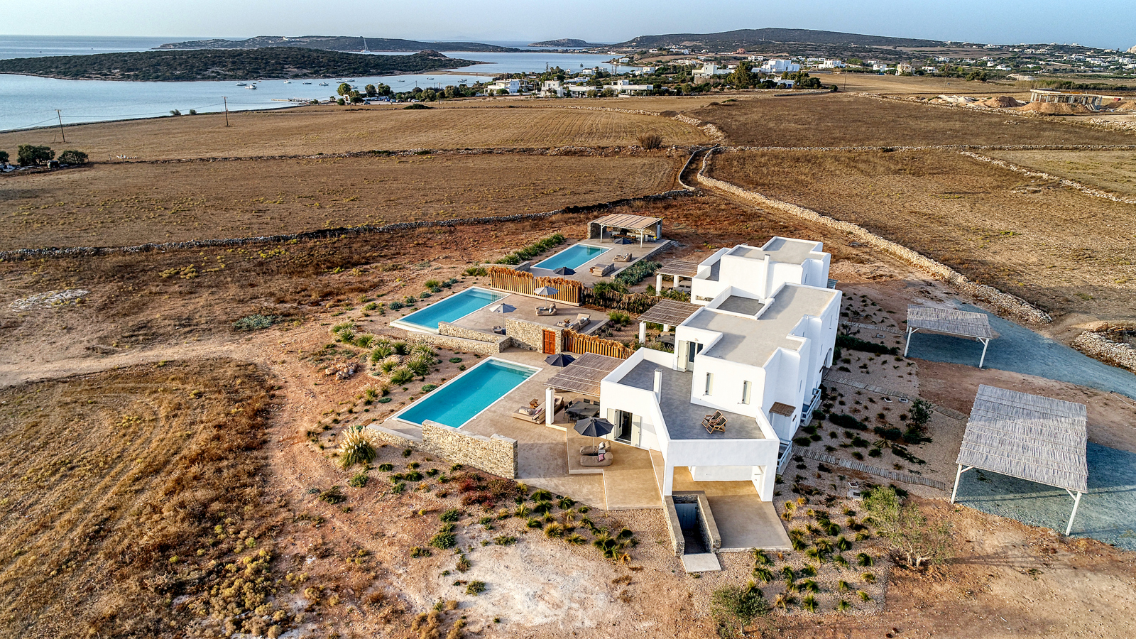 Doron Villas image 2