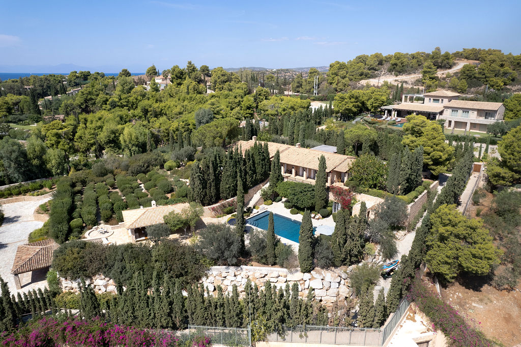 Sereno Estate image 4