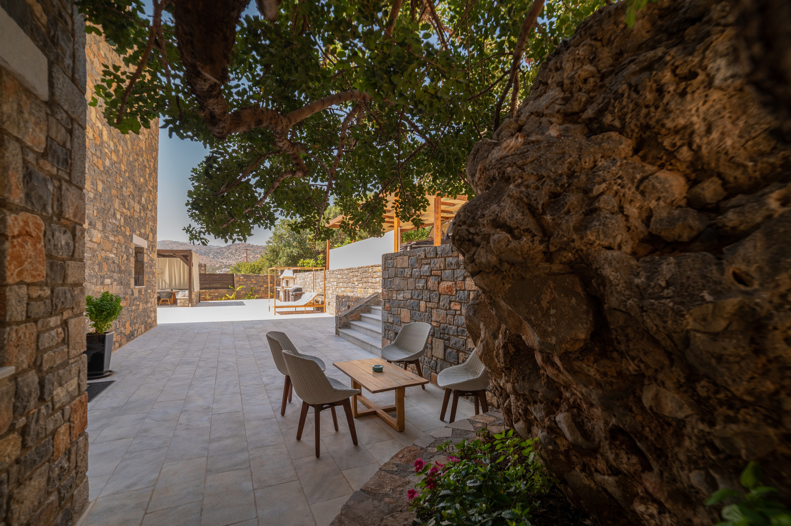 Villa Godiva image 16