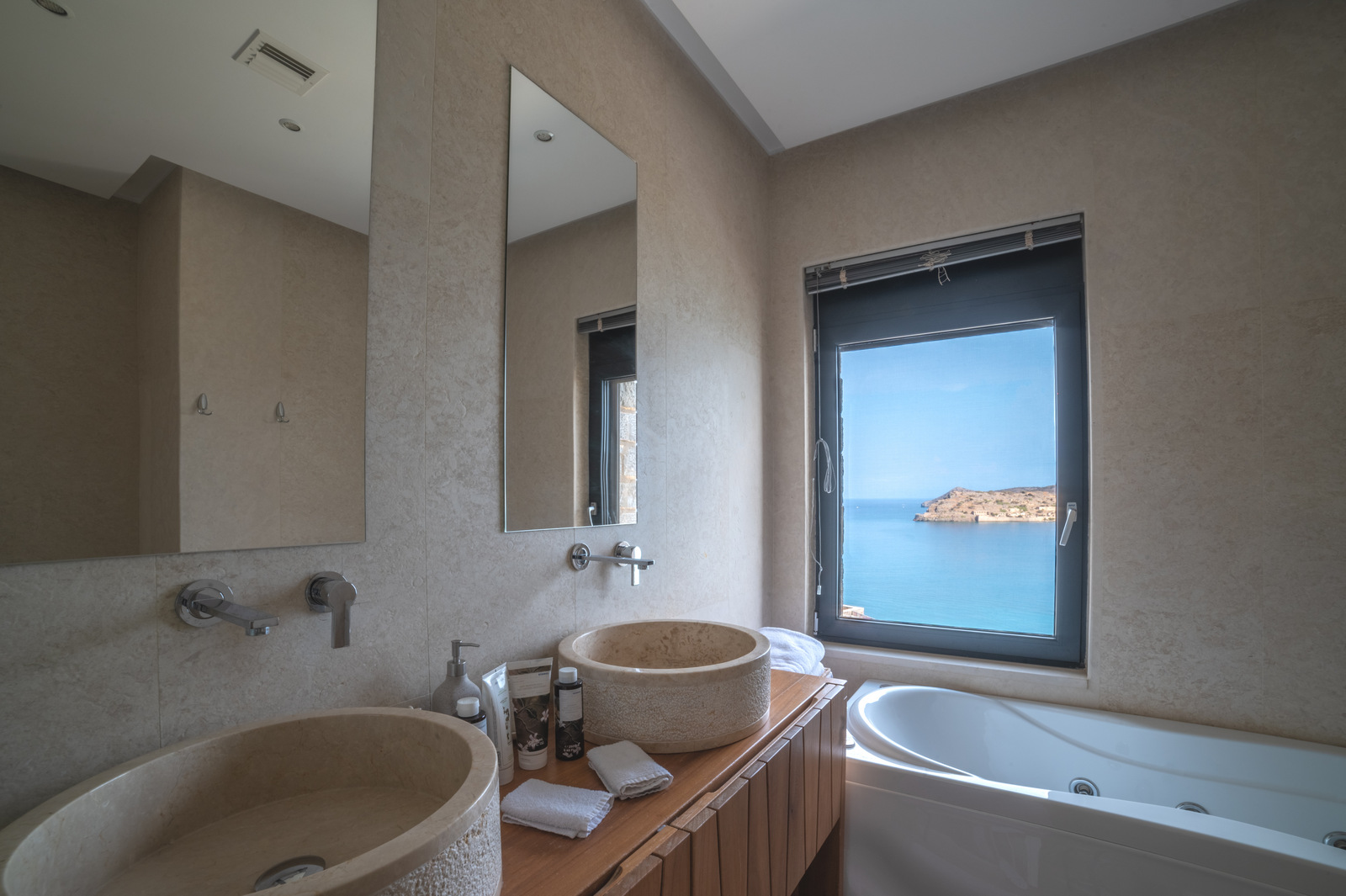 Villa Godiva image 38