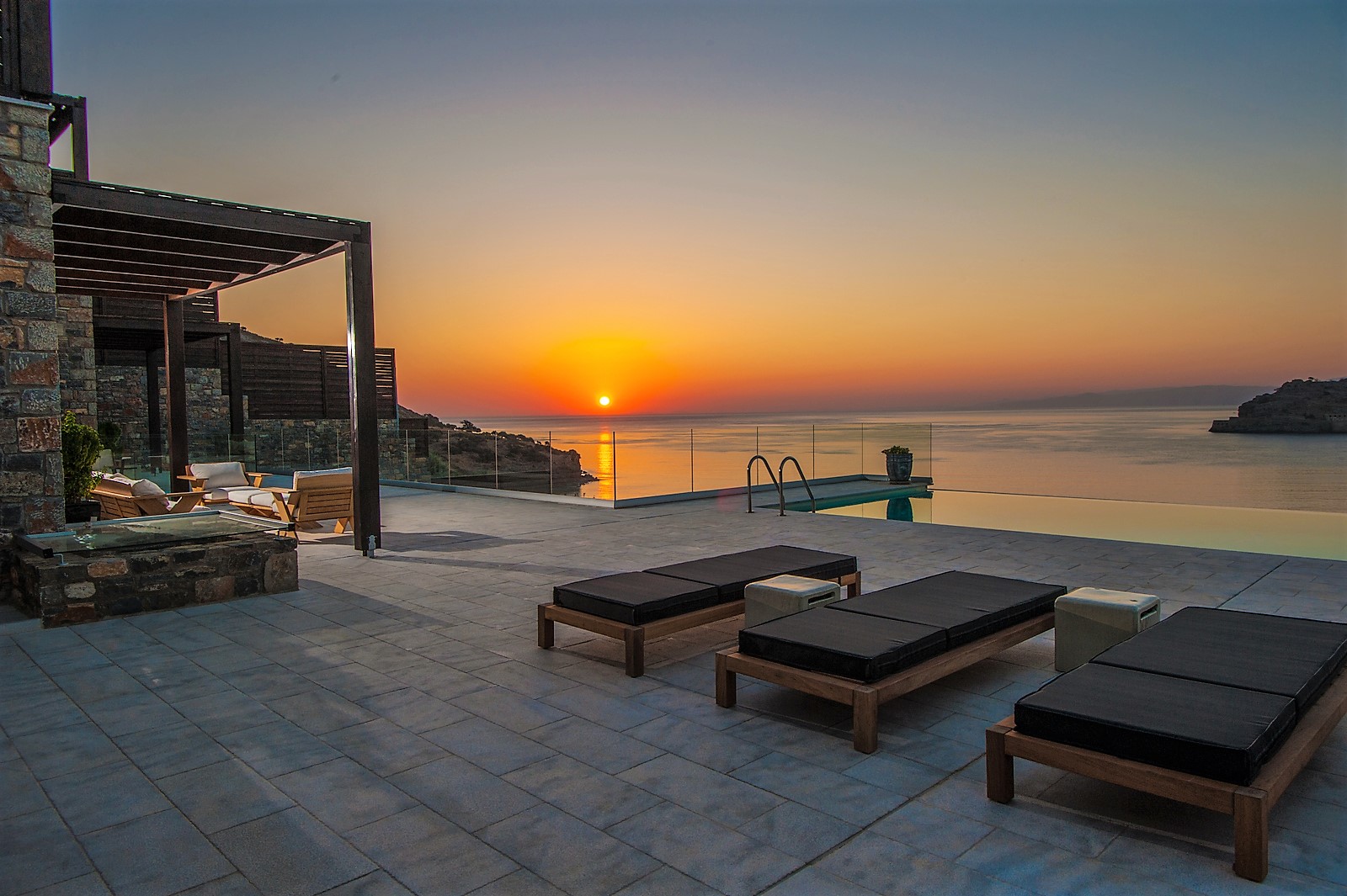 Villa Godiva image 1