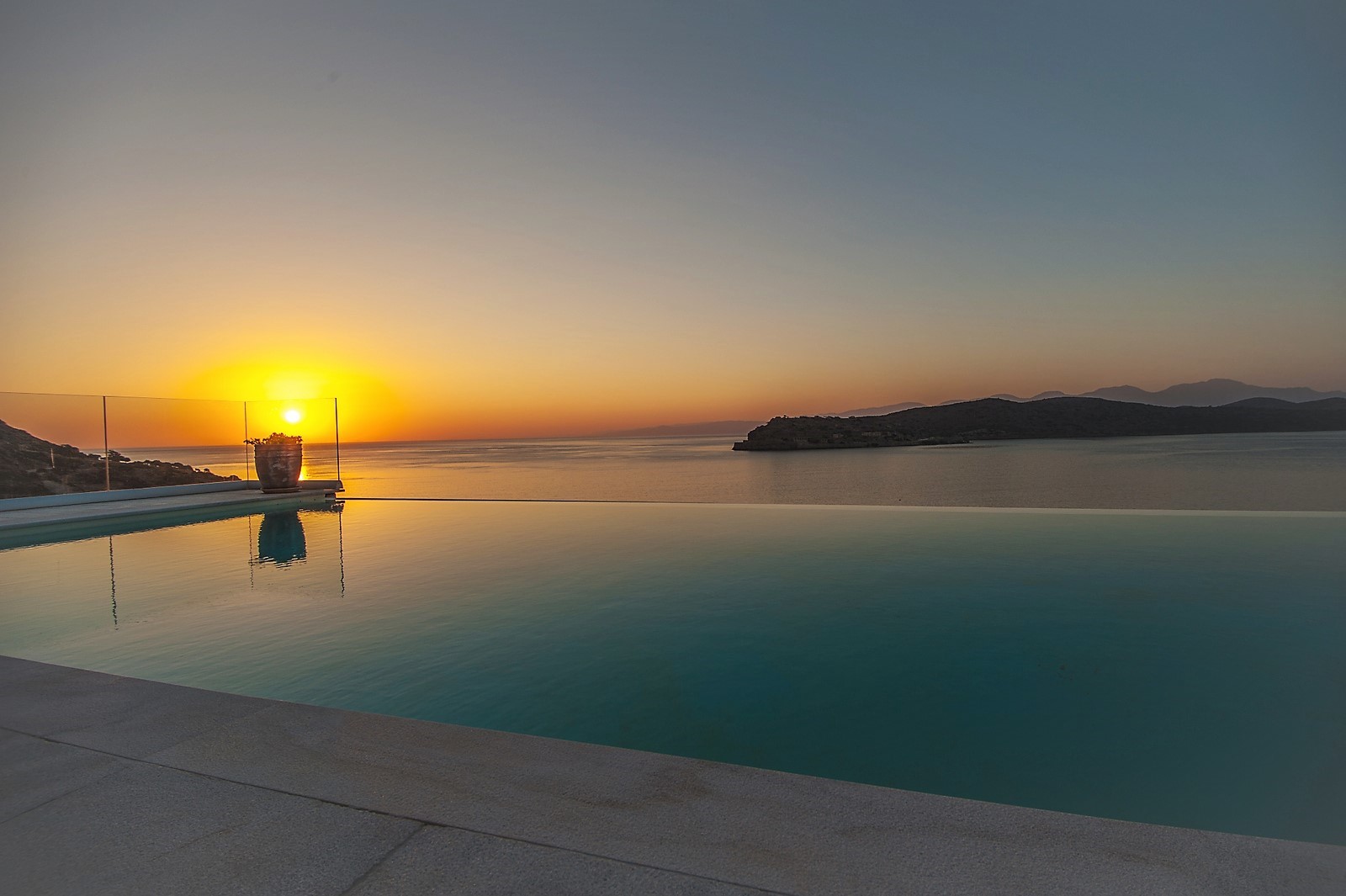 Villa Godiva image 2
