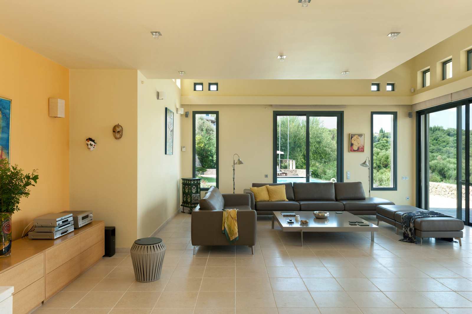 Izar Beach House image 20