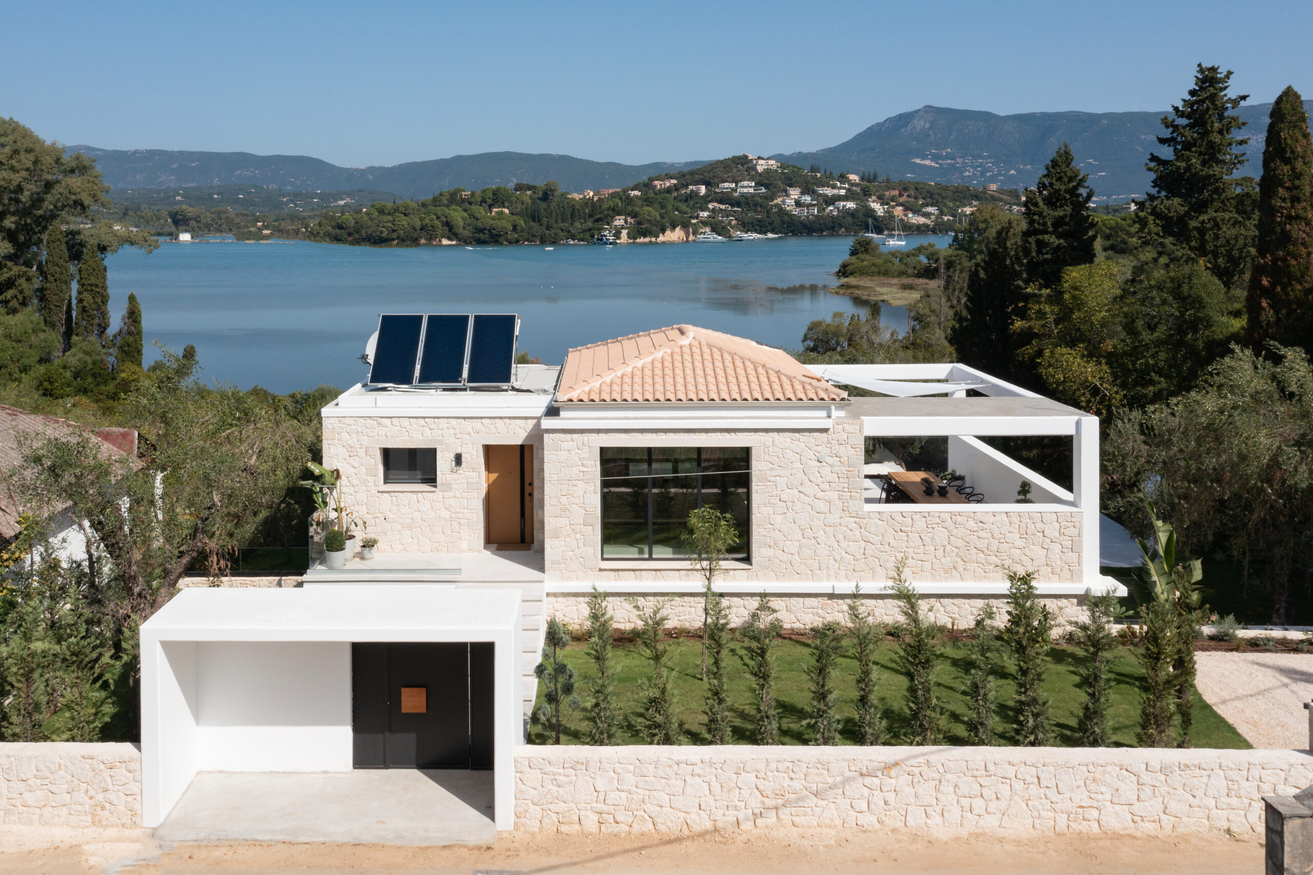 Villa Minimalista image 3