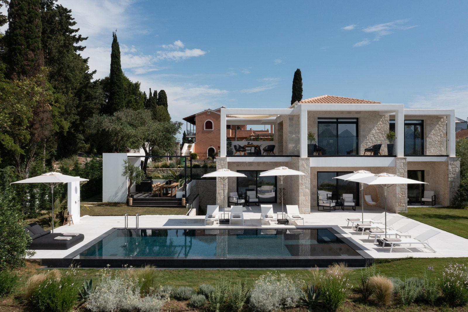 Villa Minimalista image 4