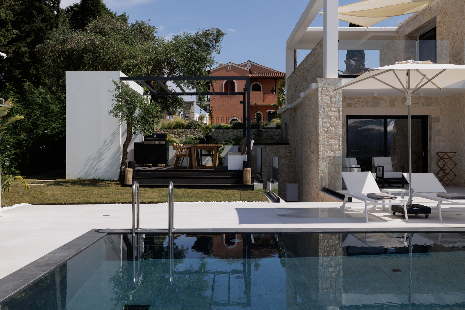 Villa Minimalista image 17