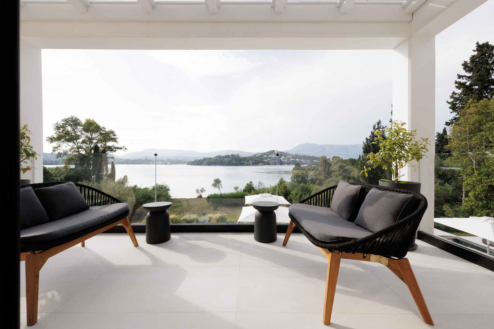 Villa Minimalista image 52