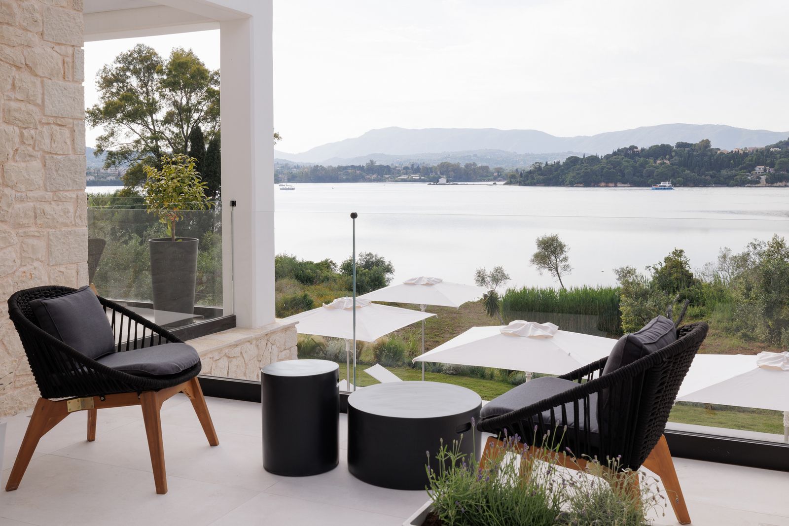 Villa Minimalista image 47