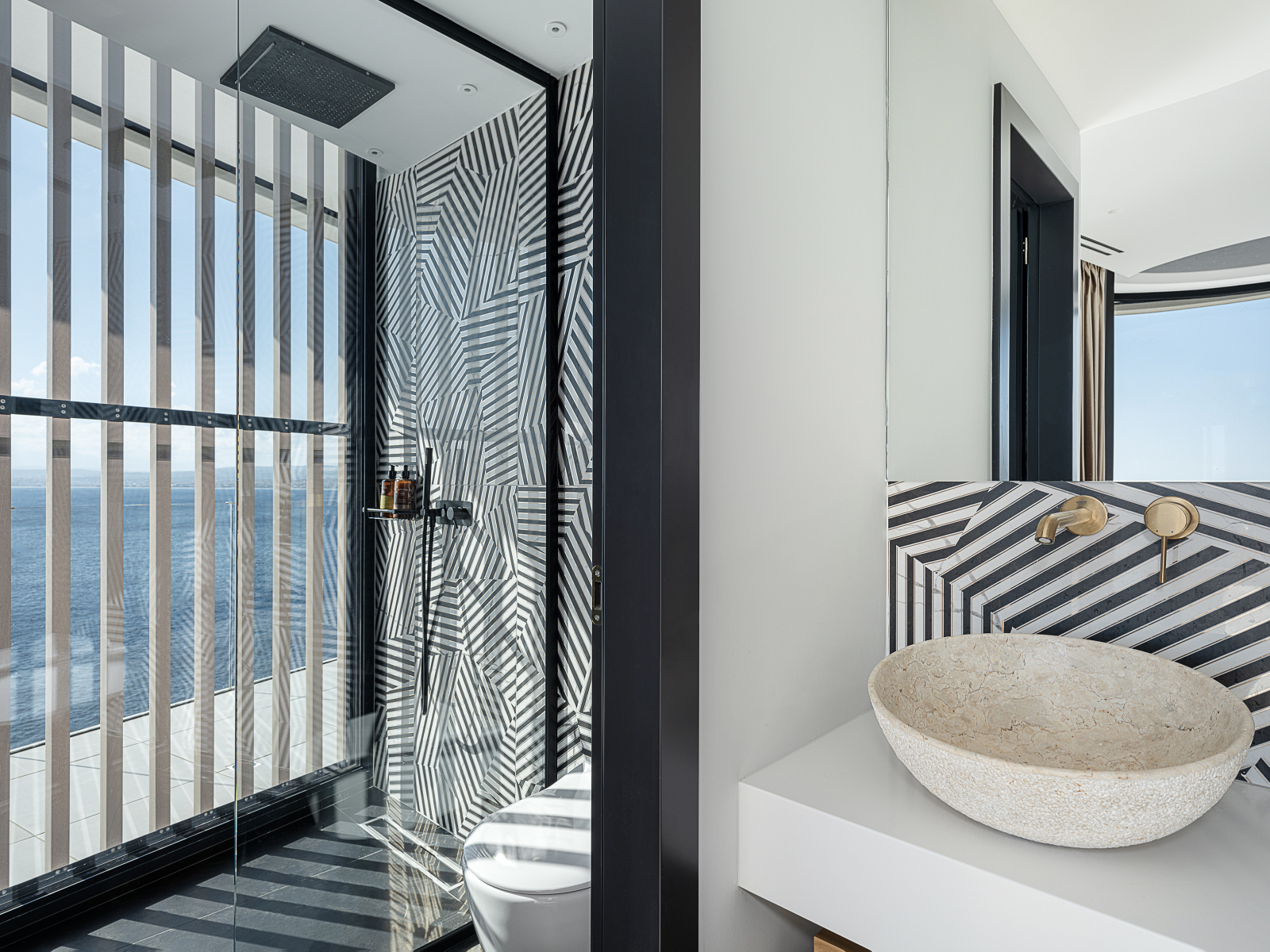 Sea Edge Villa image 37