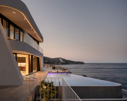 Sea Edge Villa