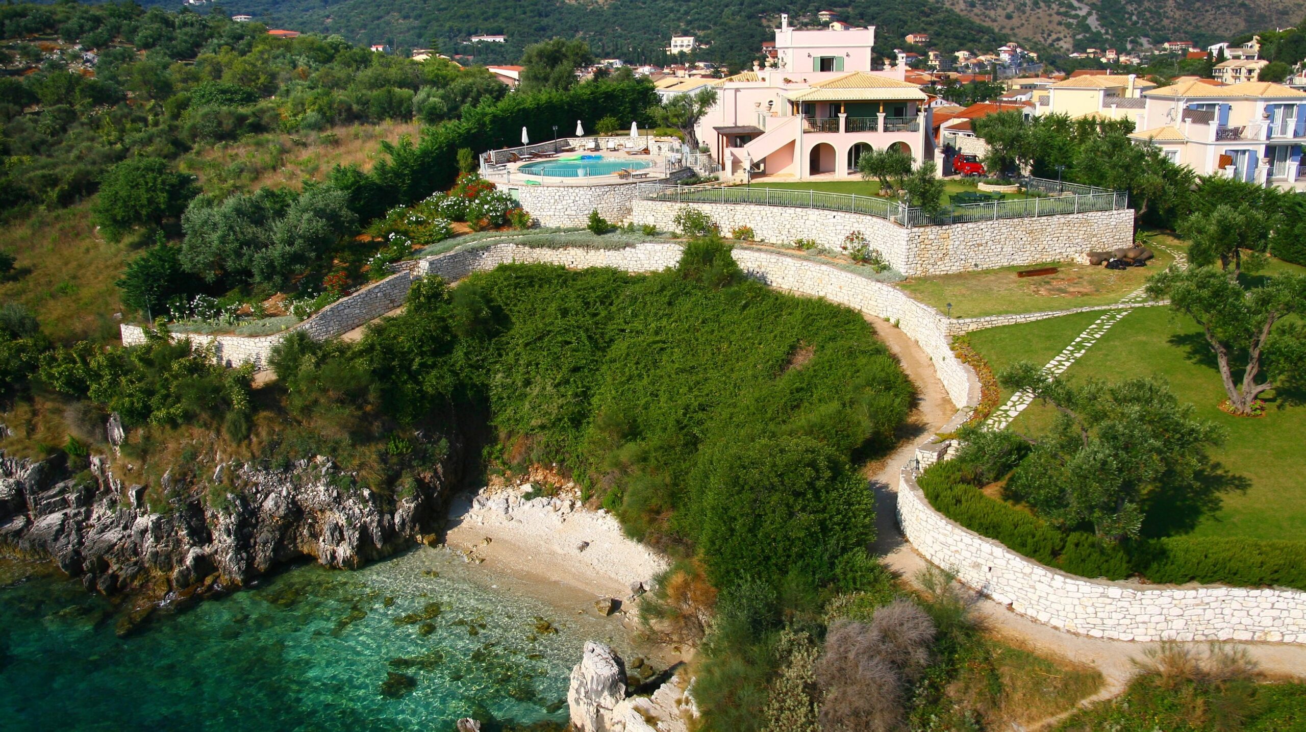 Villa Raisa image 1