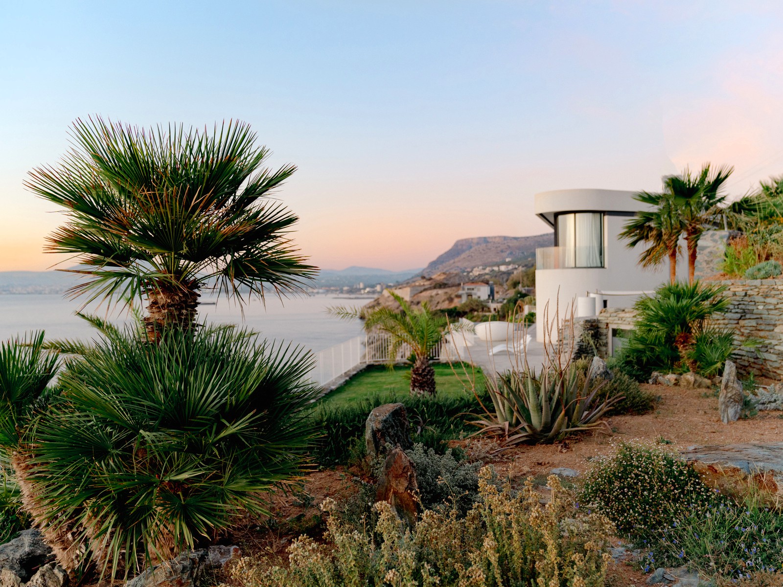 Sea Edge Villa image 20