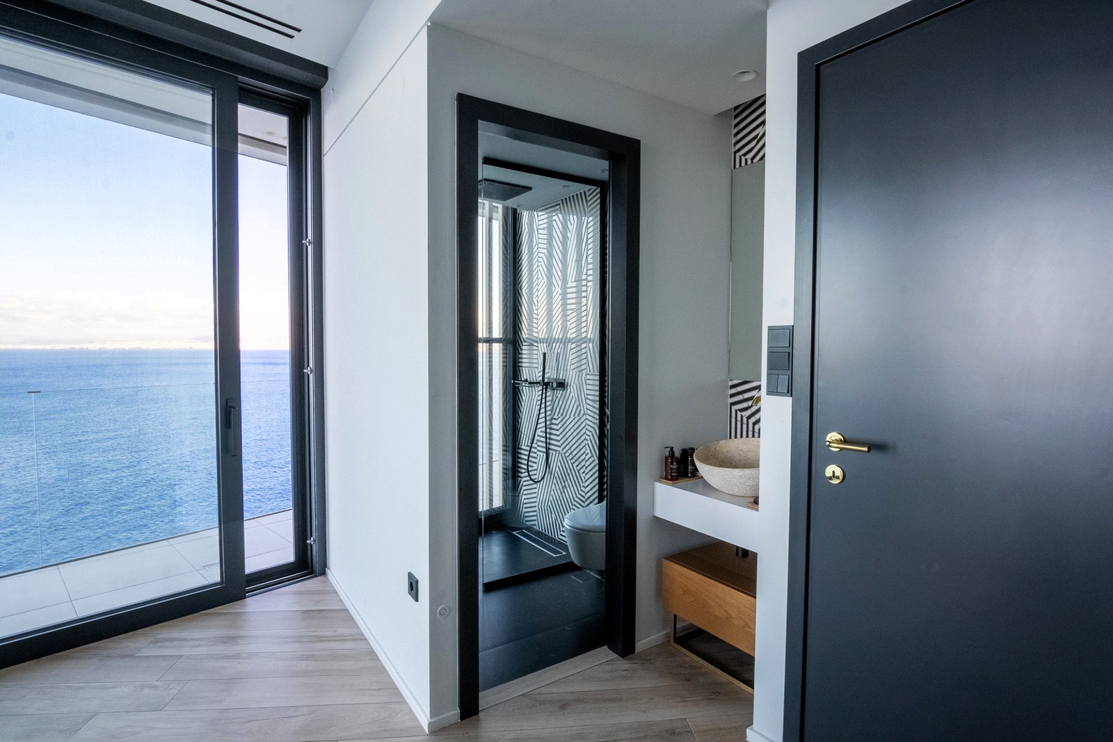 Sea Edge Villa image 36