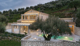 Desiderio Estate, Luxury Villa Rentals ,11