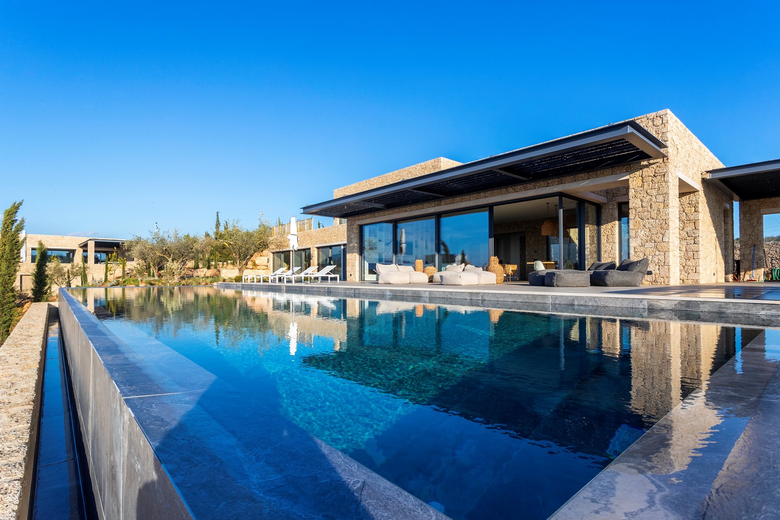 Villa Lorian image 11