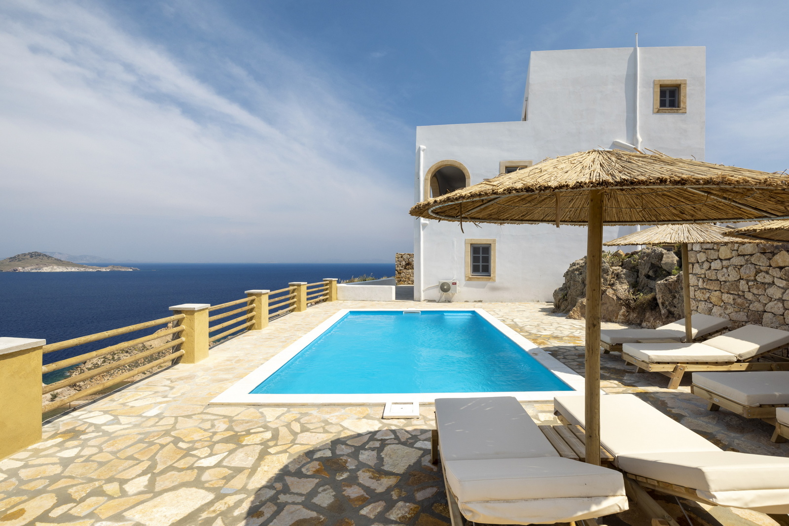 Villa Tiana image 1