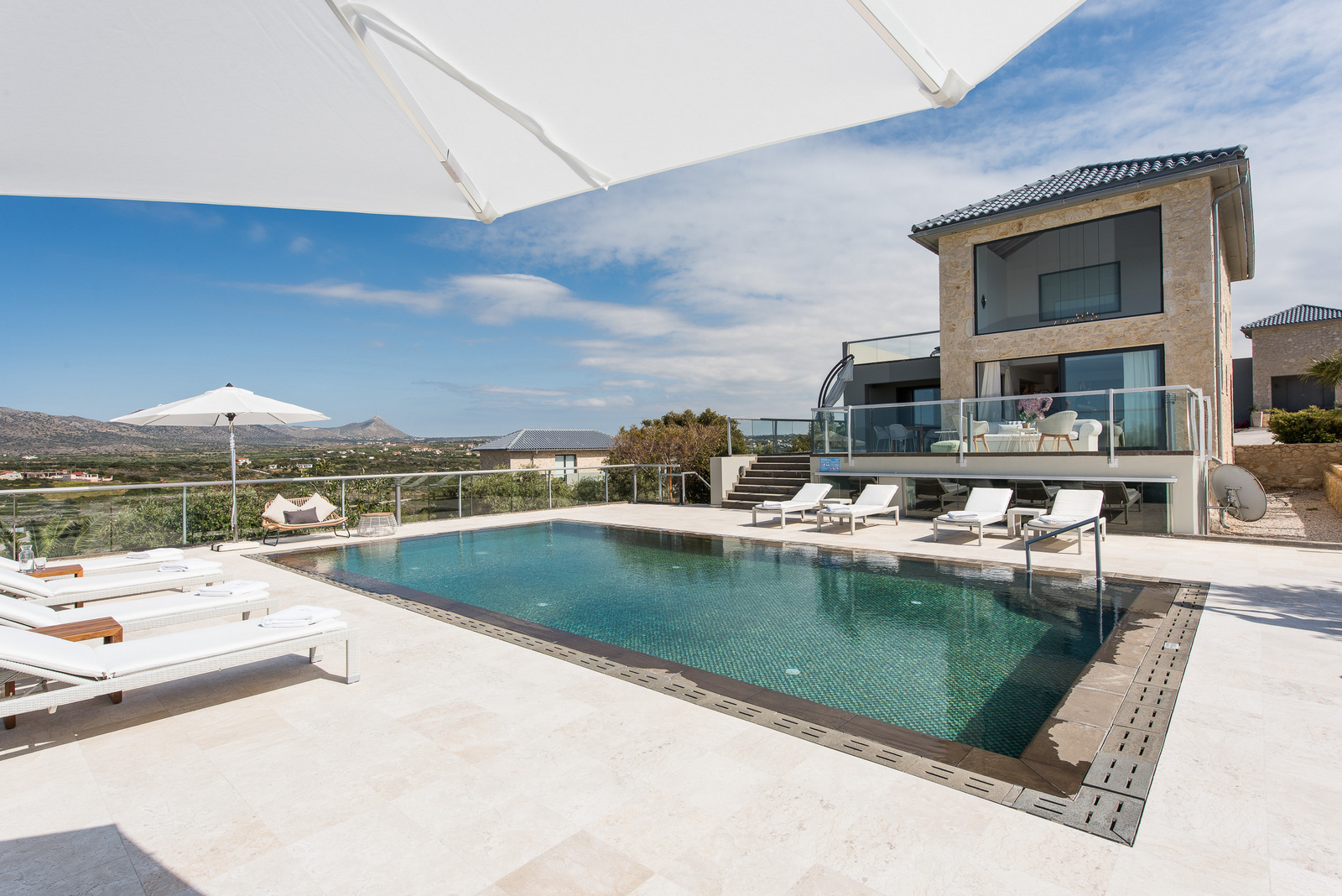 Villa Enya image 2