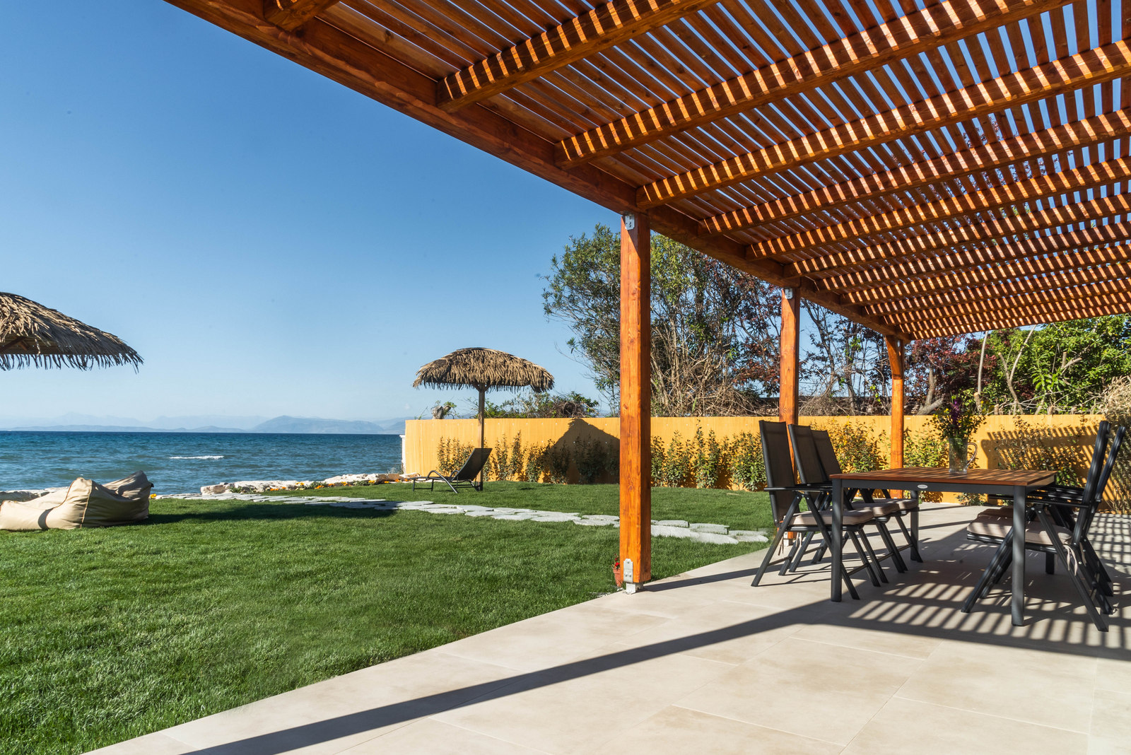 Aqua Beach House image 2