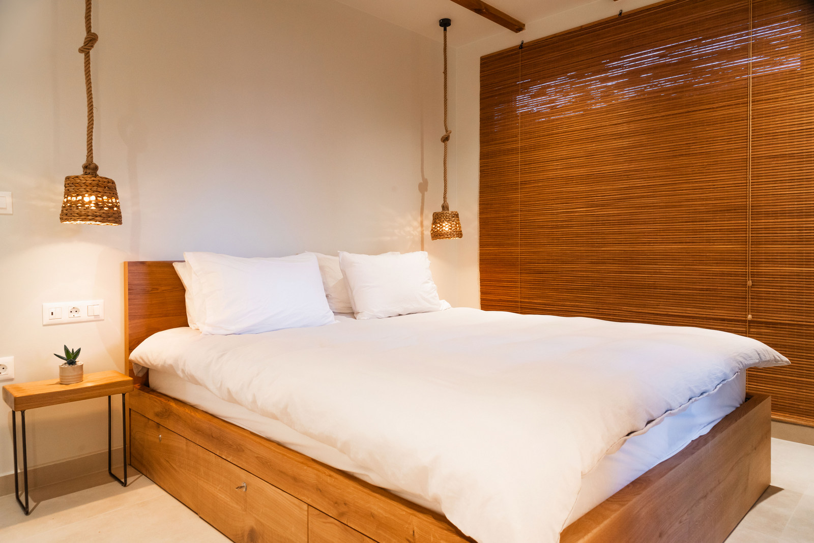 Aqua Beach House image 48