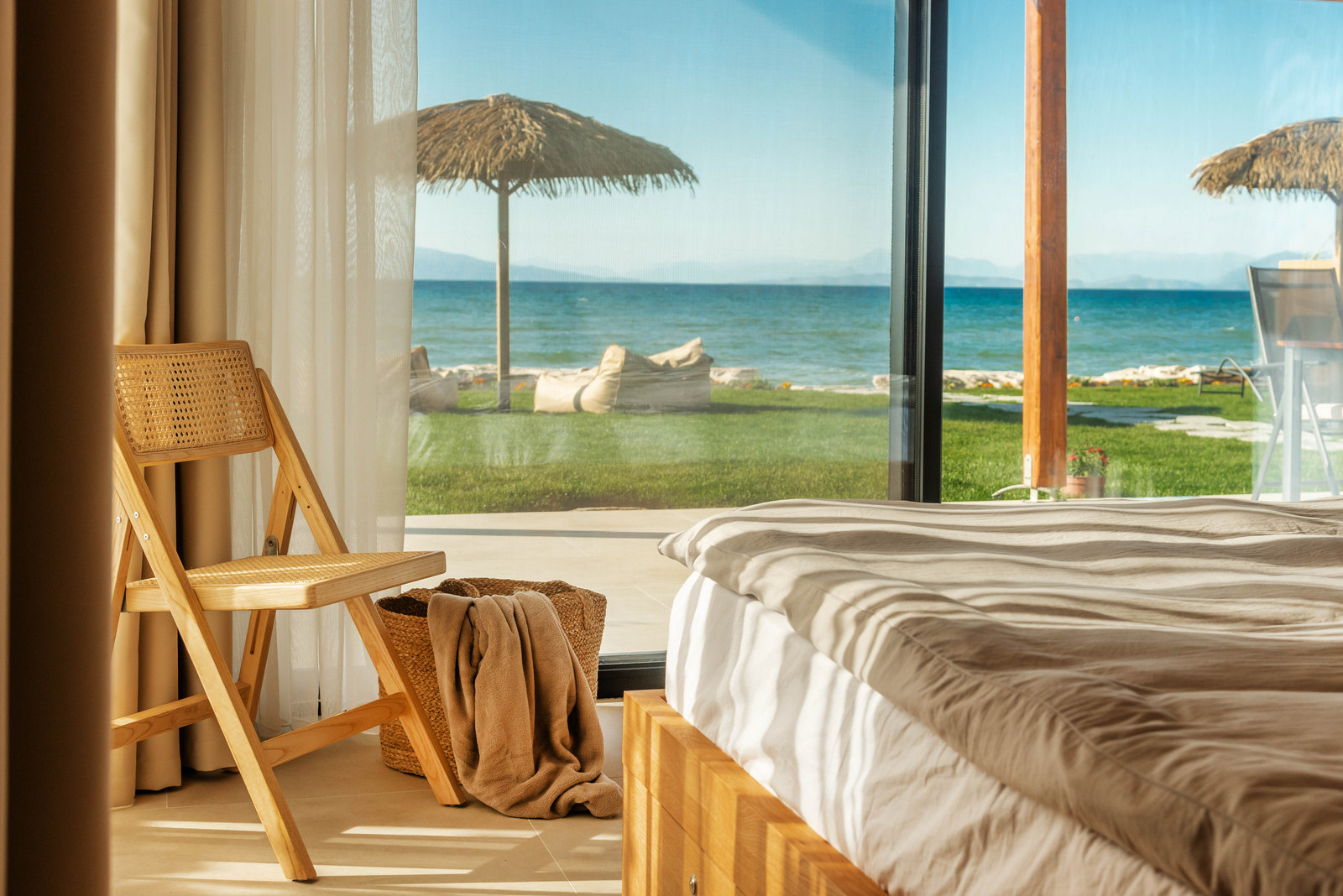 Aqua Beach House image 31
