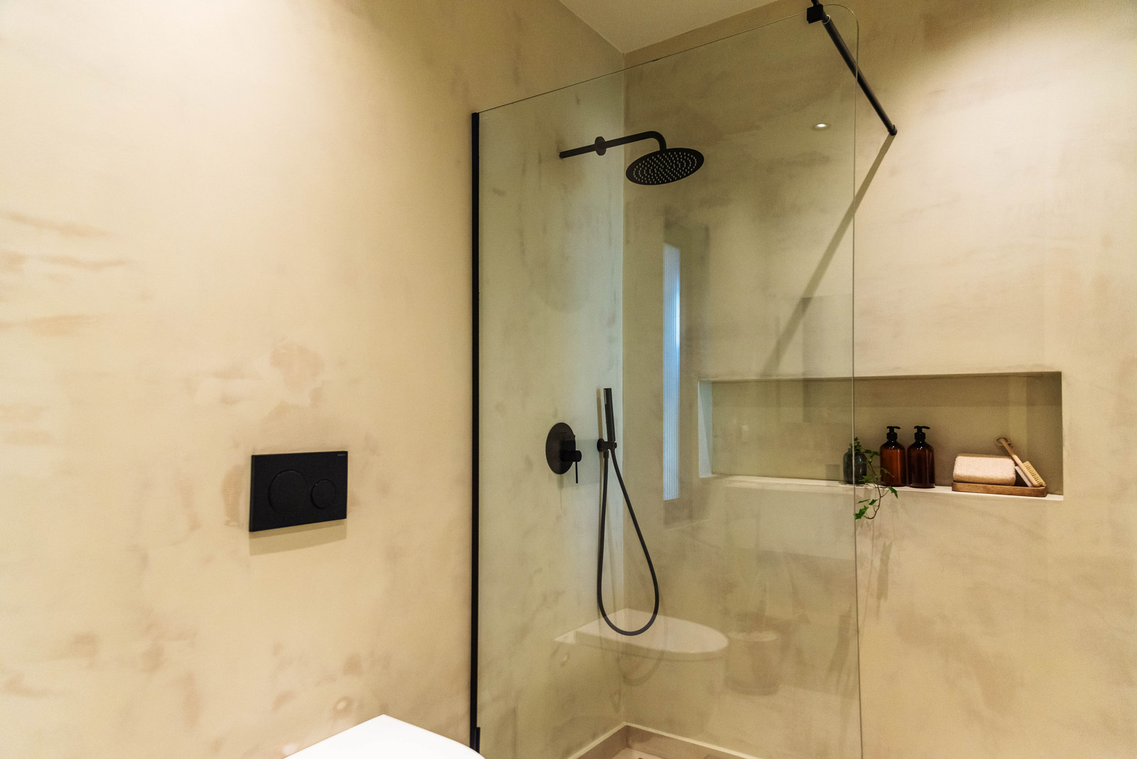 Aqua Beach House image 37