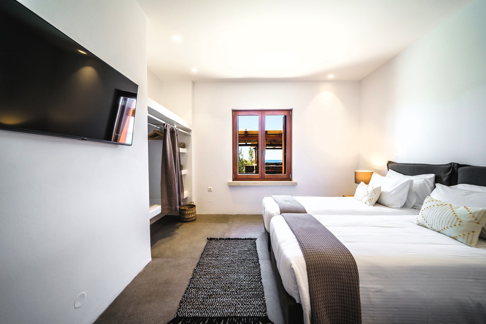 Mira Beach House image 64
