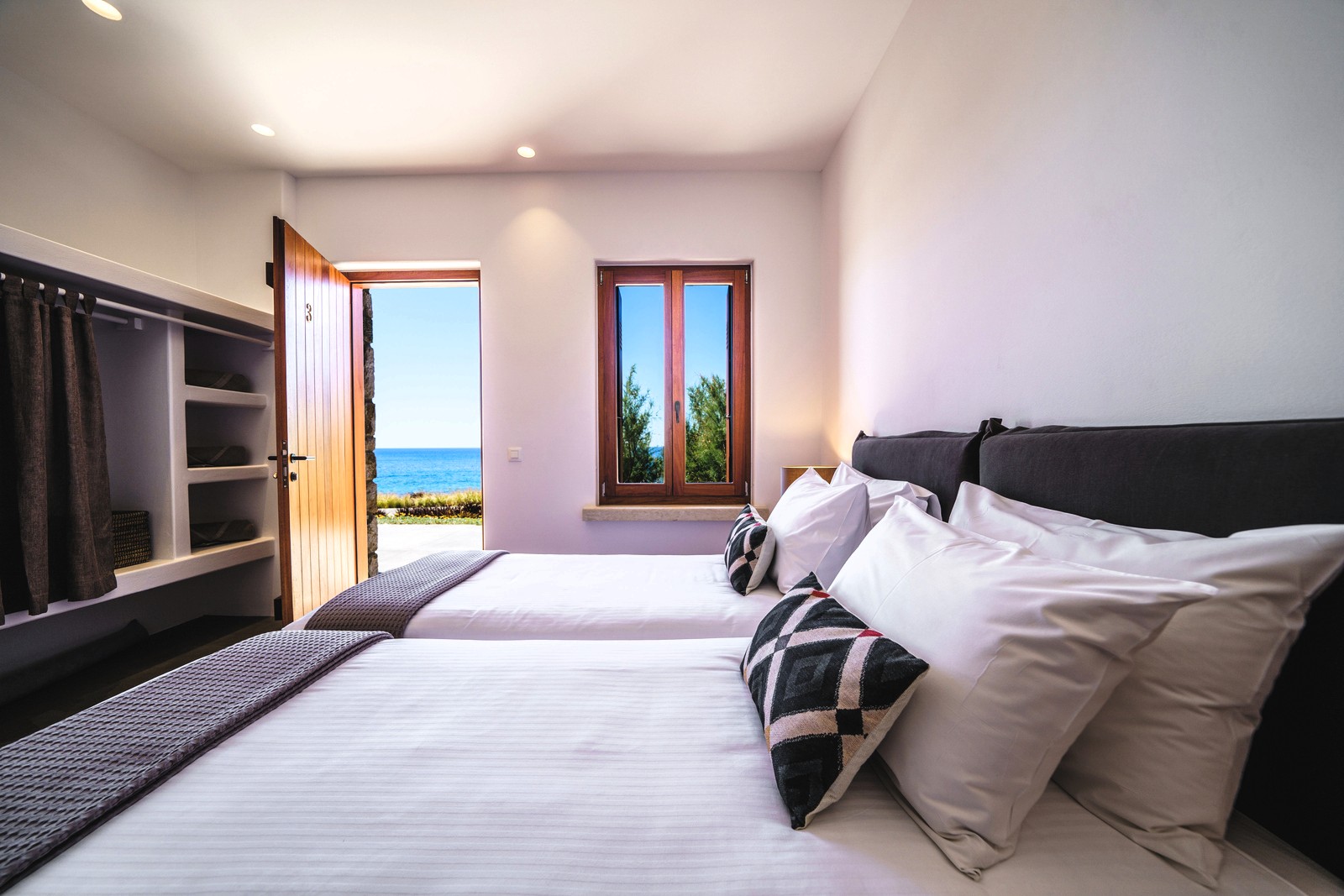Mira Beach House image 55