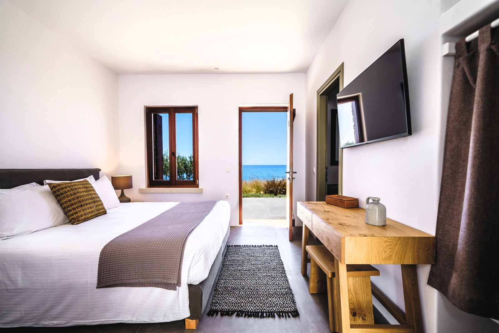 Mira Beach House image 73