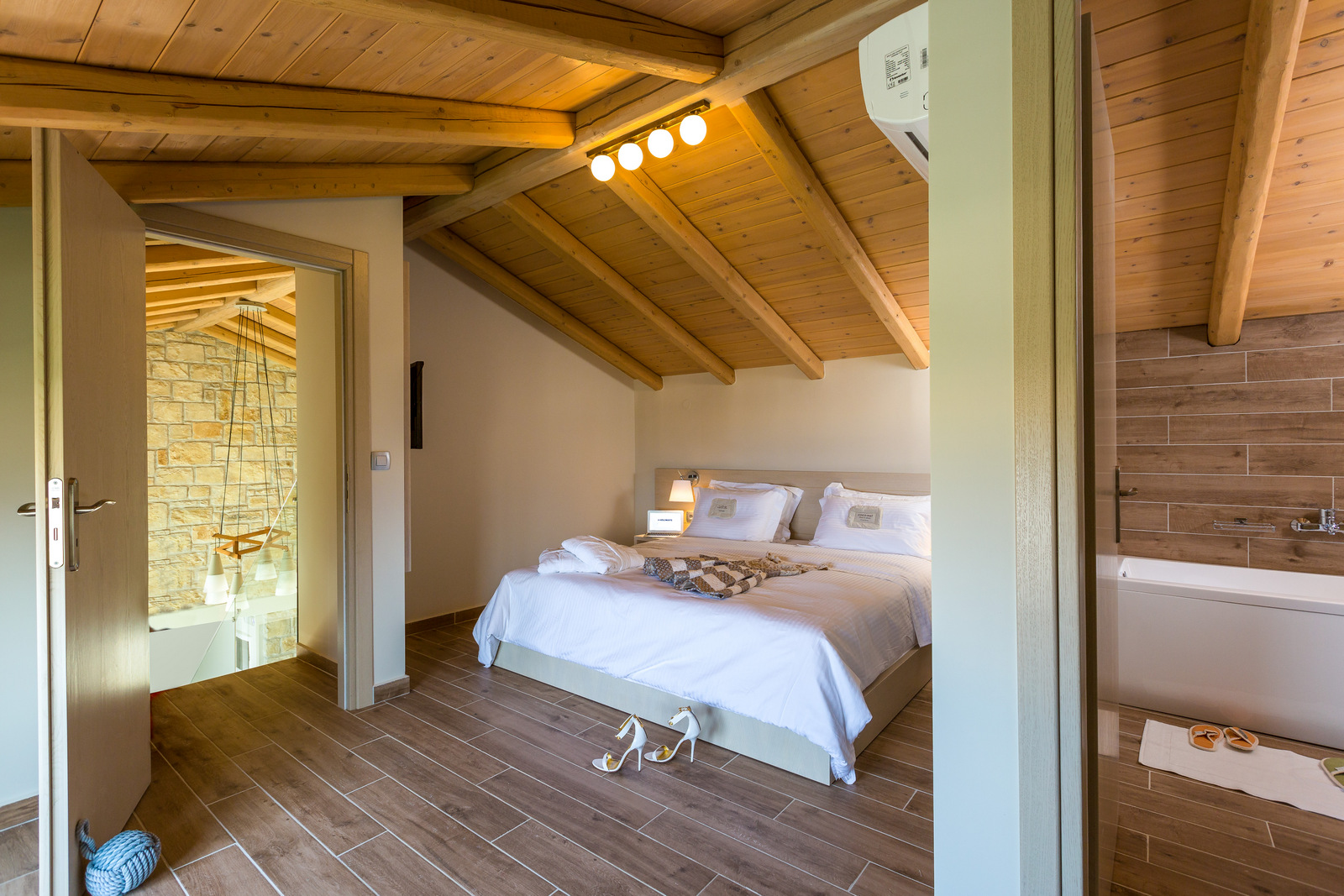 Villa Garnet image 35