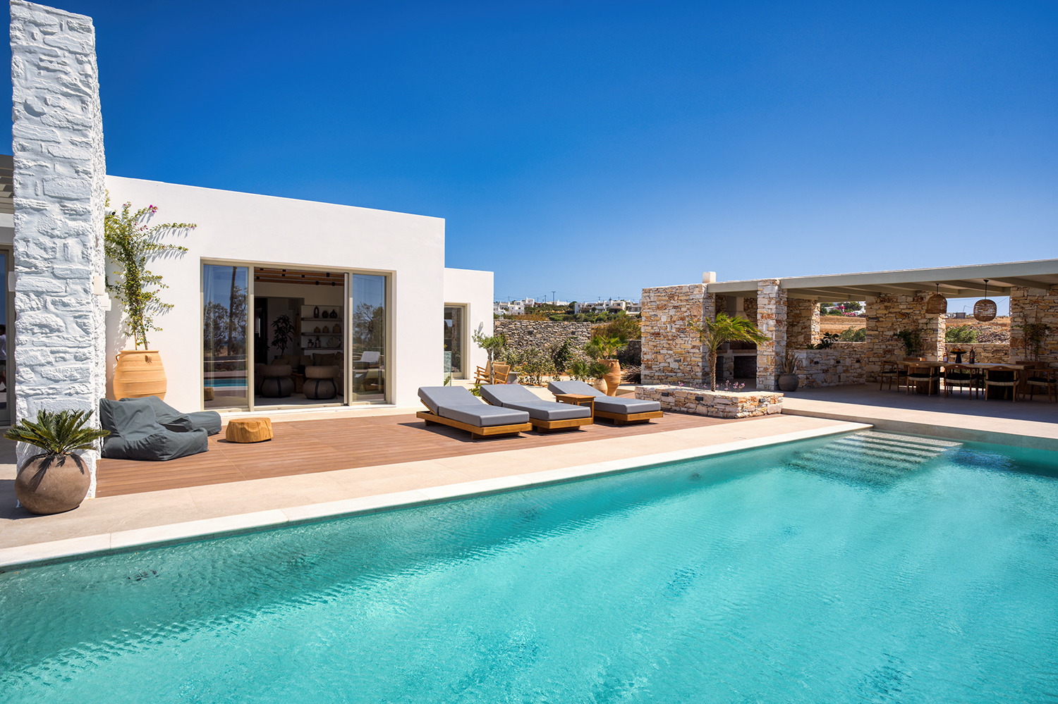 Sola Beach House image 8